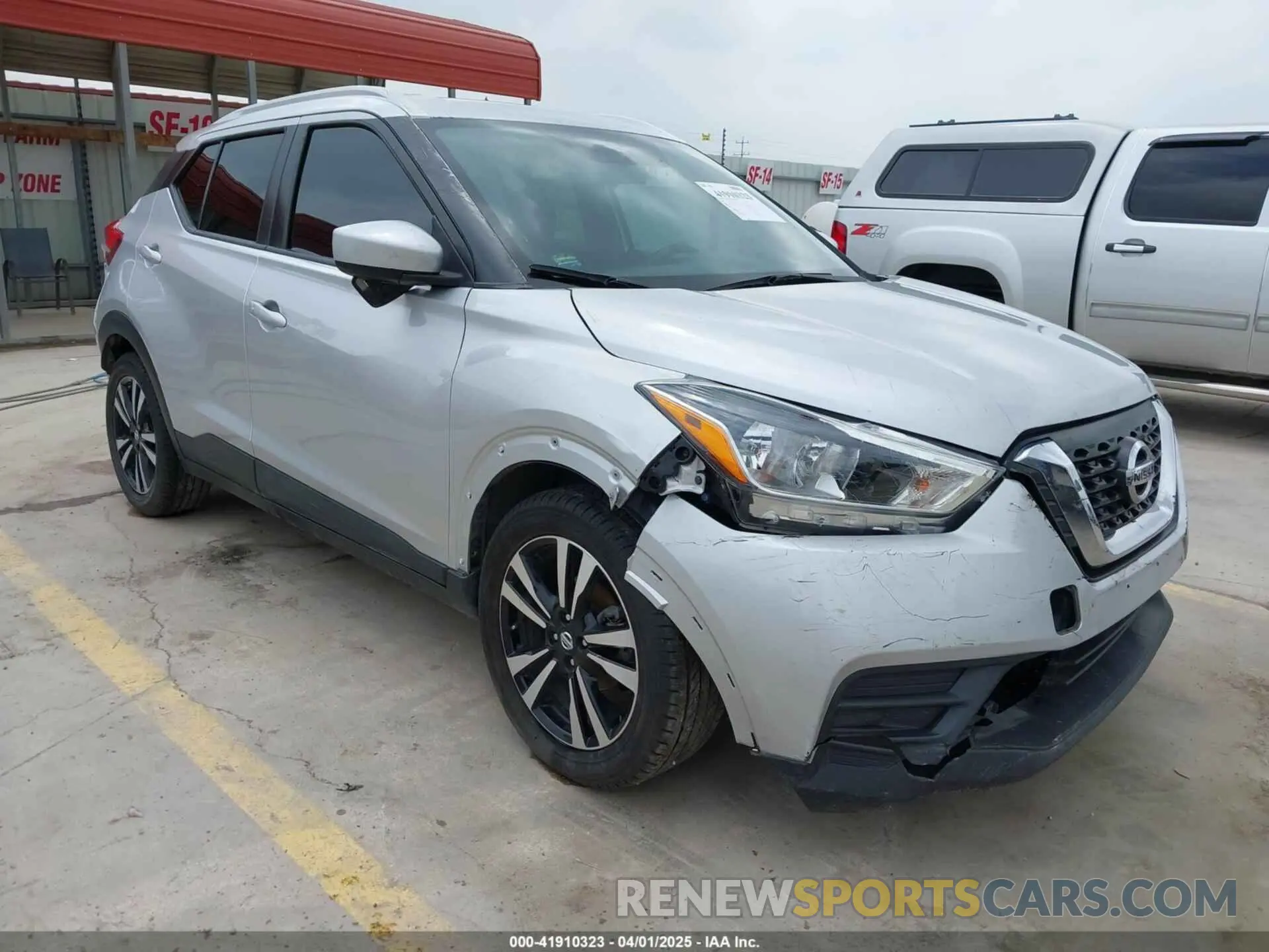 1 Photograph of a damaged car 3N1CP5CU9KL524812 NISSAN KICKS 2019