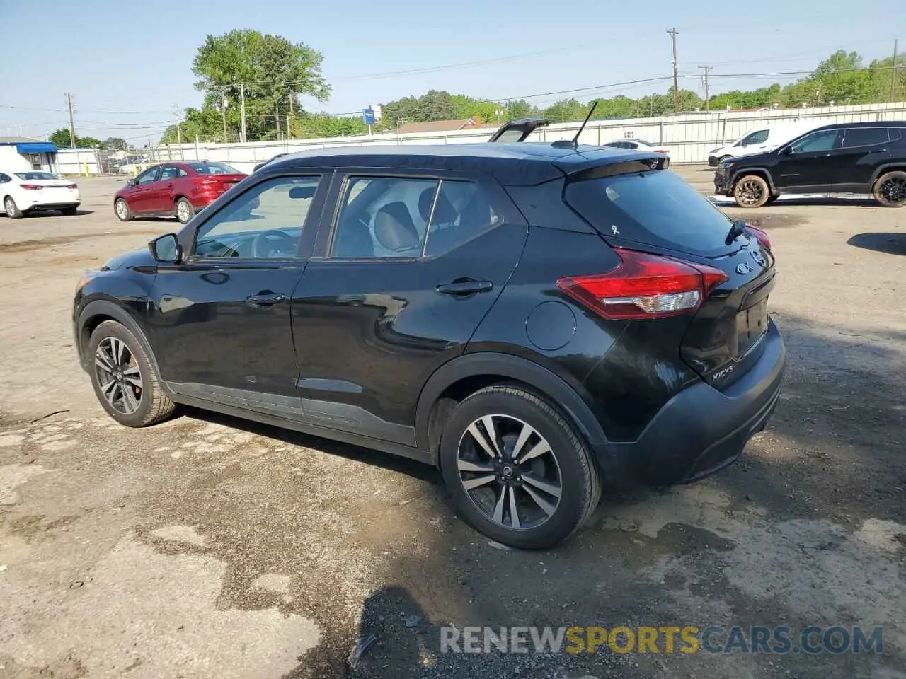 2 Photograph of a damaged car 3N1CP5CU9KL527211 NISSAN KICKS 2019