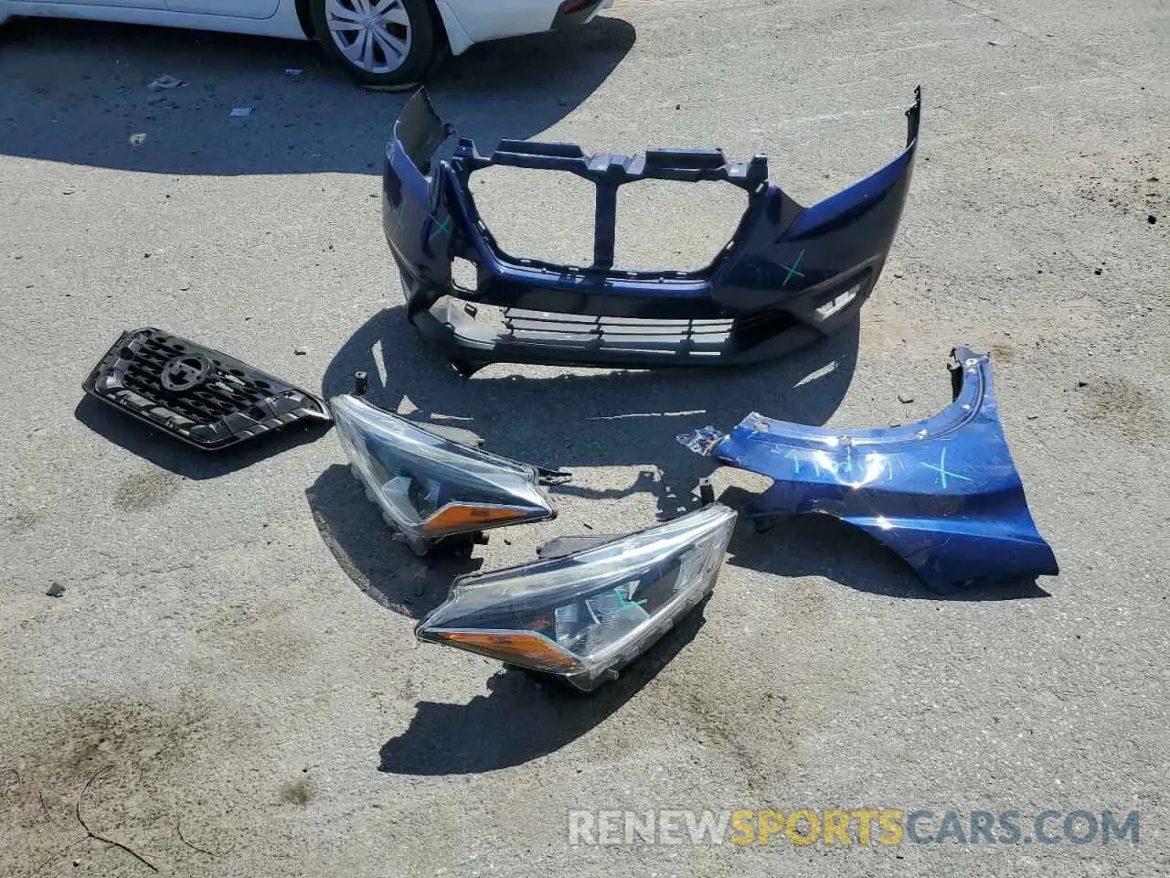 12 Photograph of a damaged car 3N1CP5CU9KL528410 NISSAN KICKS 2019