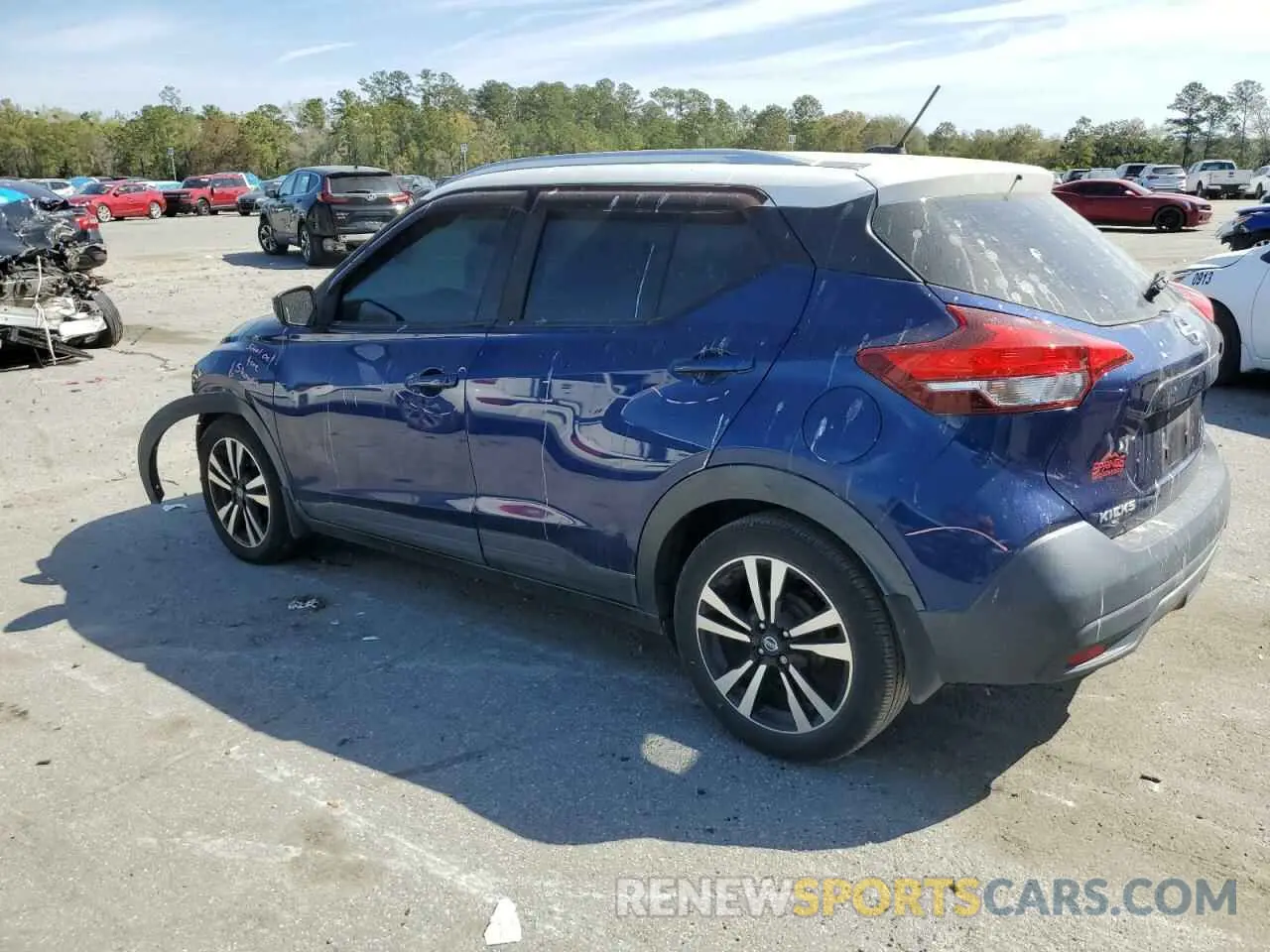 2 Photograph of a damaged car 3N1CP5CU9KL528410 NISSAN KICKS 2019