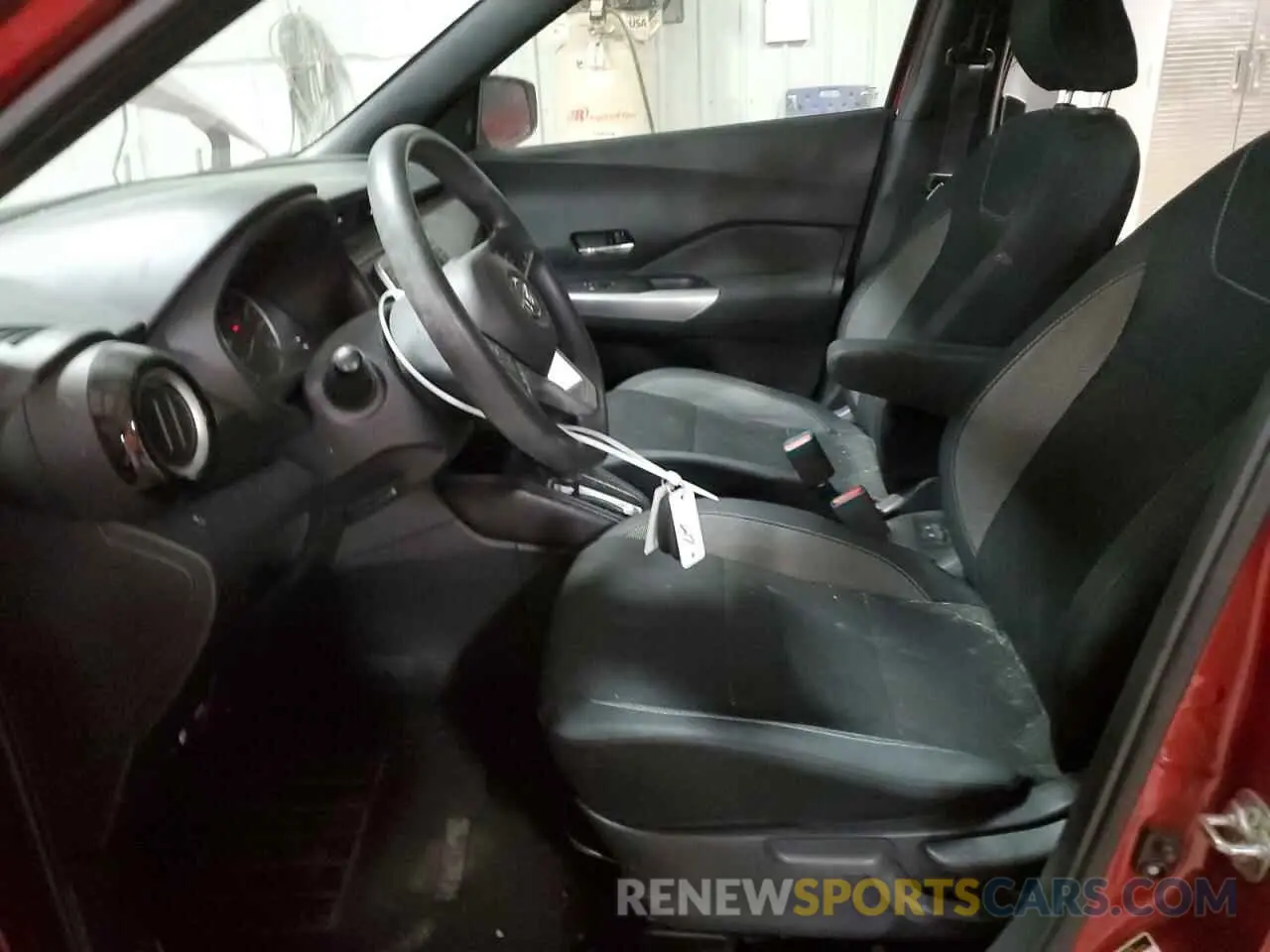 7 Photograph of a damaged car 3N1CP5CU9KL528827 NISSAN KICKS 2019