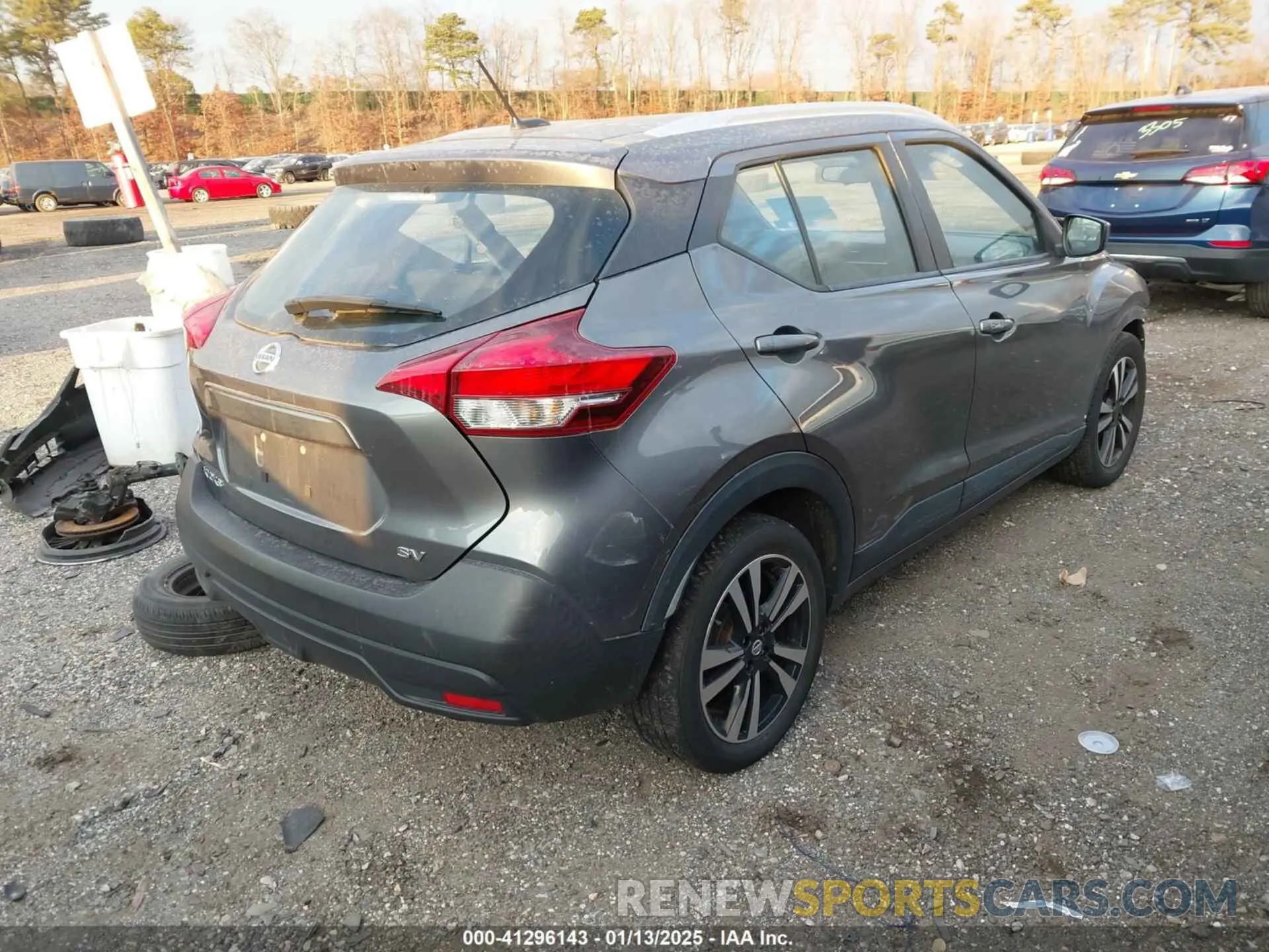 4 Photograph of a damaged car 3N1CP5CU9KL532716 NISSAN KICKS 2019