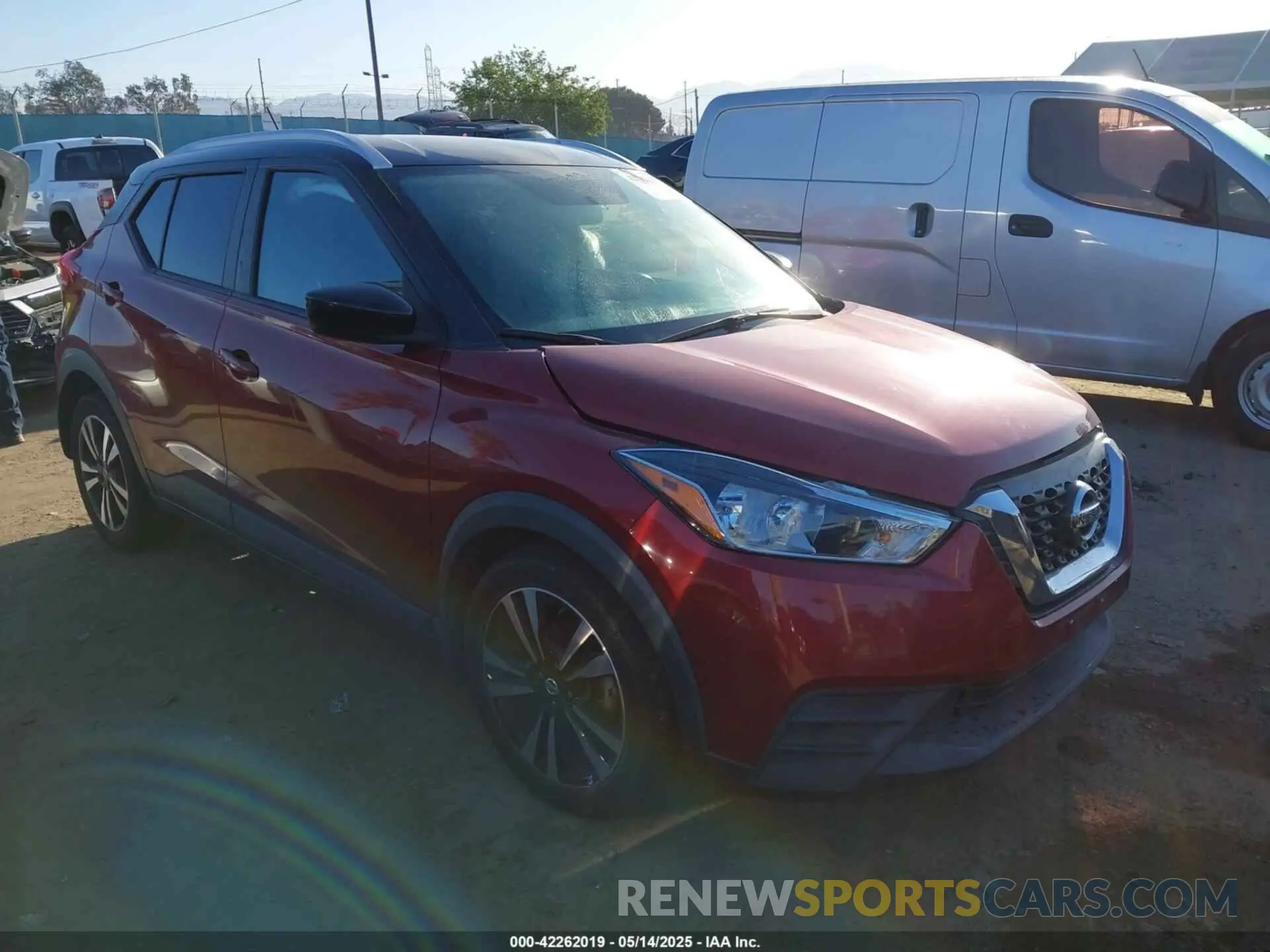 1 Photograph of a damaged car 3N1CP5CU9KL541559 NISSAN KICKS 2019