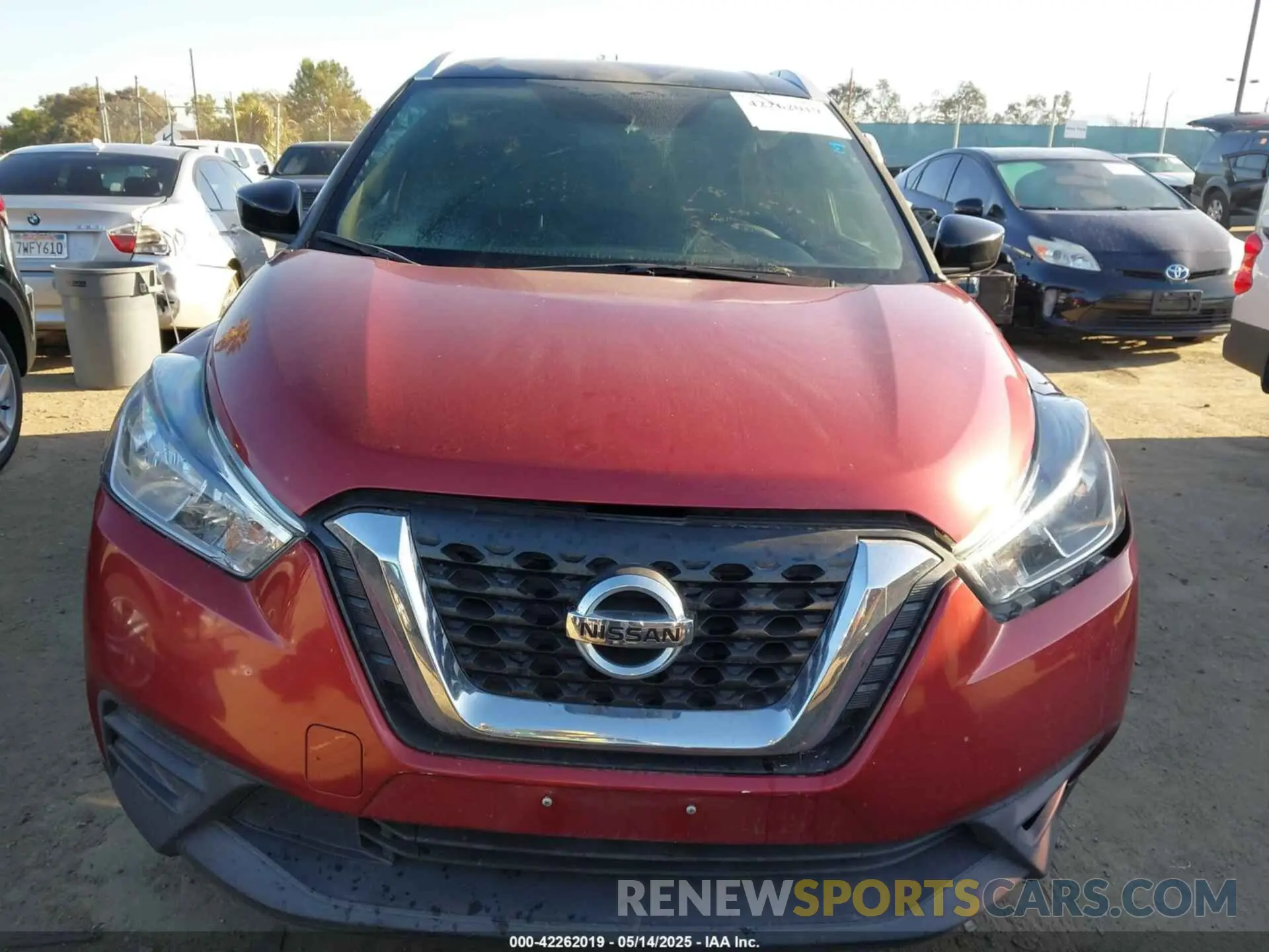 12 Photograph of a damaged car 3N1CP5CU9KL541559 NISSAN KICKS 2019