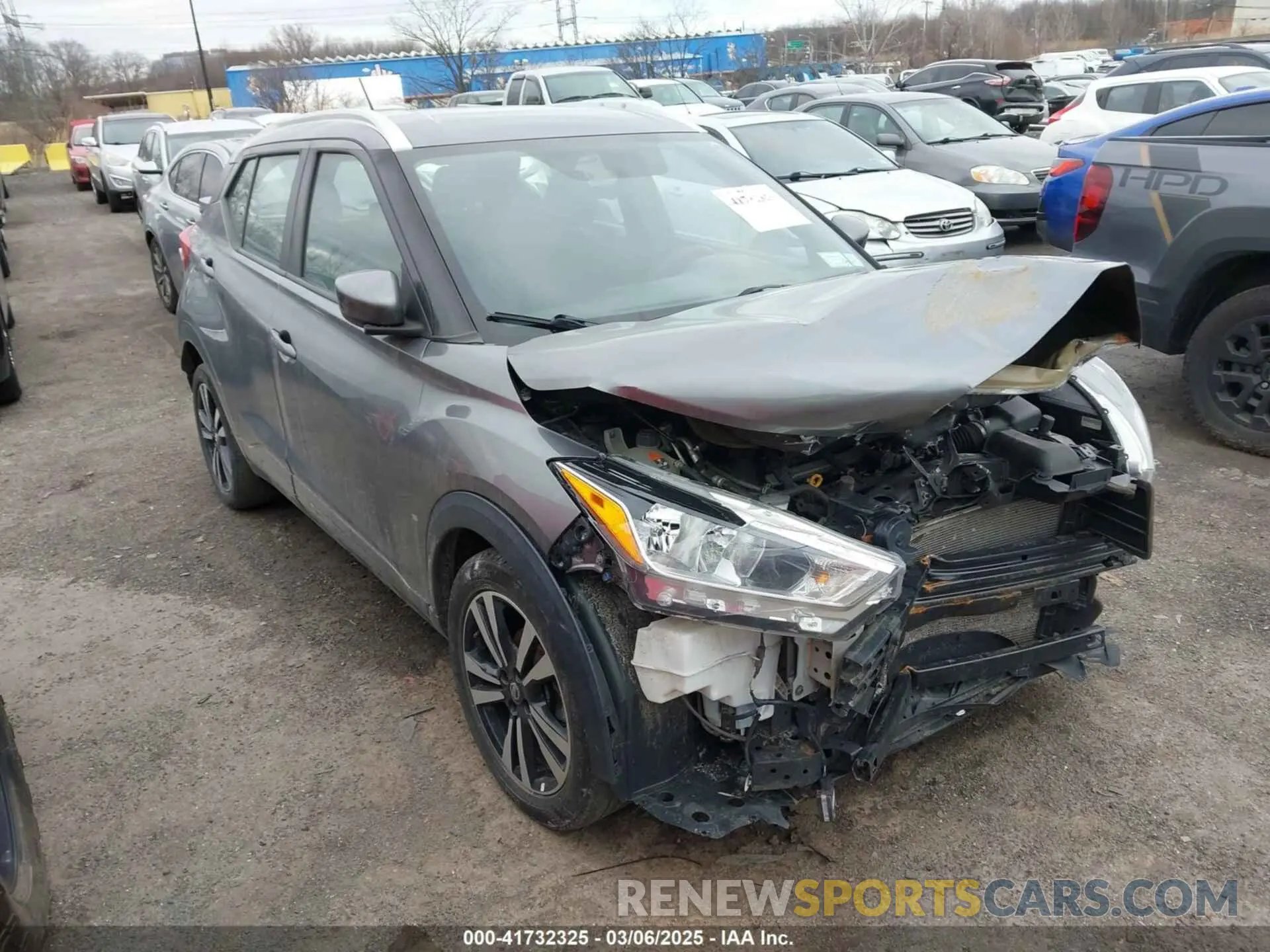 1 Photograph of a damaged car 3N1CP5CU9KL542551 NISSAN KICKS 2019