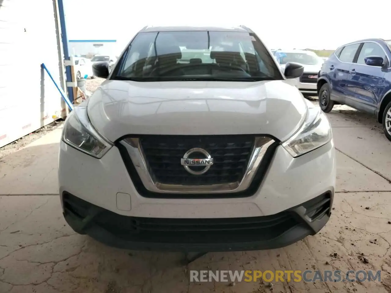 5 Photograph of a damaged car 3N1CP5CU9KL548673 NISSAN KICKS 2019