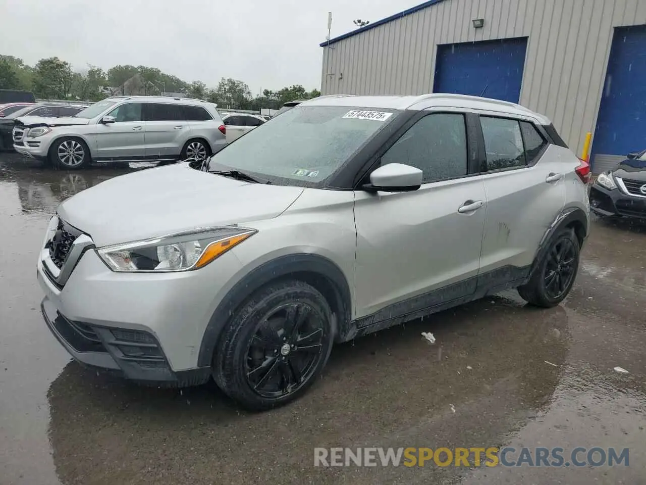 1 Photograph of a damaged car 3N1CP5CU9KL548883 NISSAN KICKS 2019