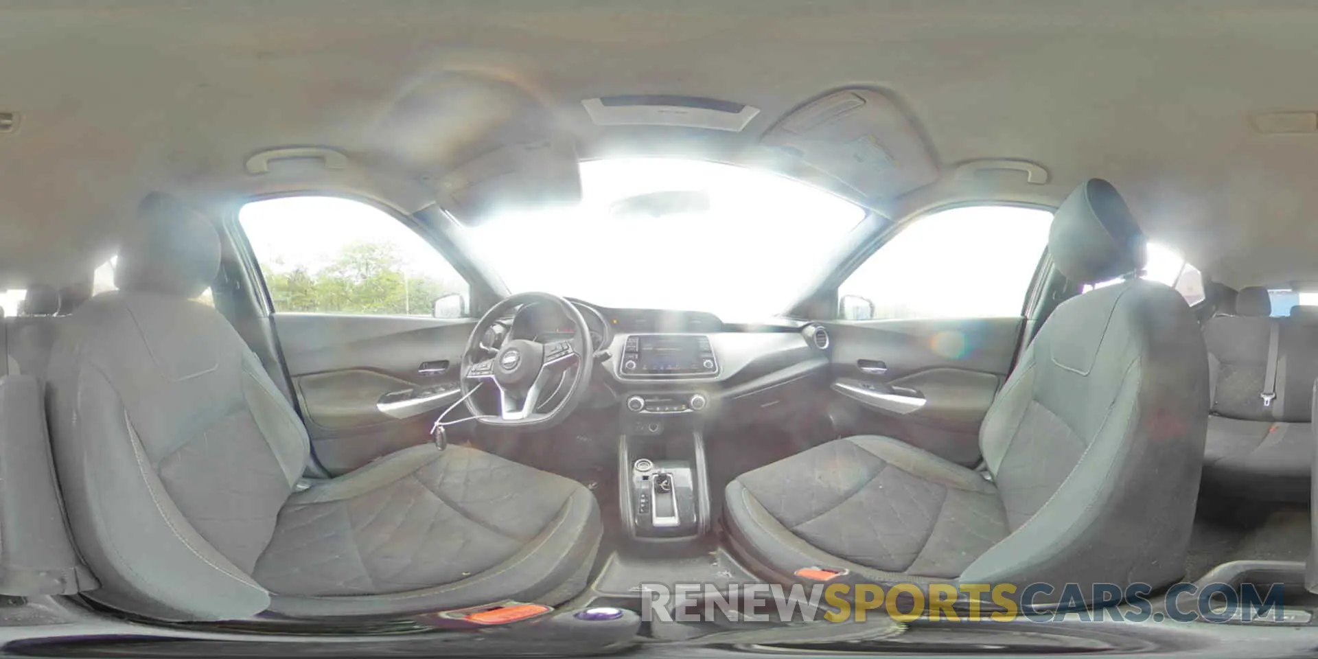 14 Photograph of a damaged car 3N1CP5CU9KL548883 NISSAN KICKS 2019