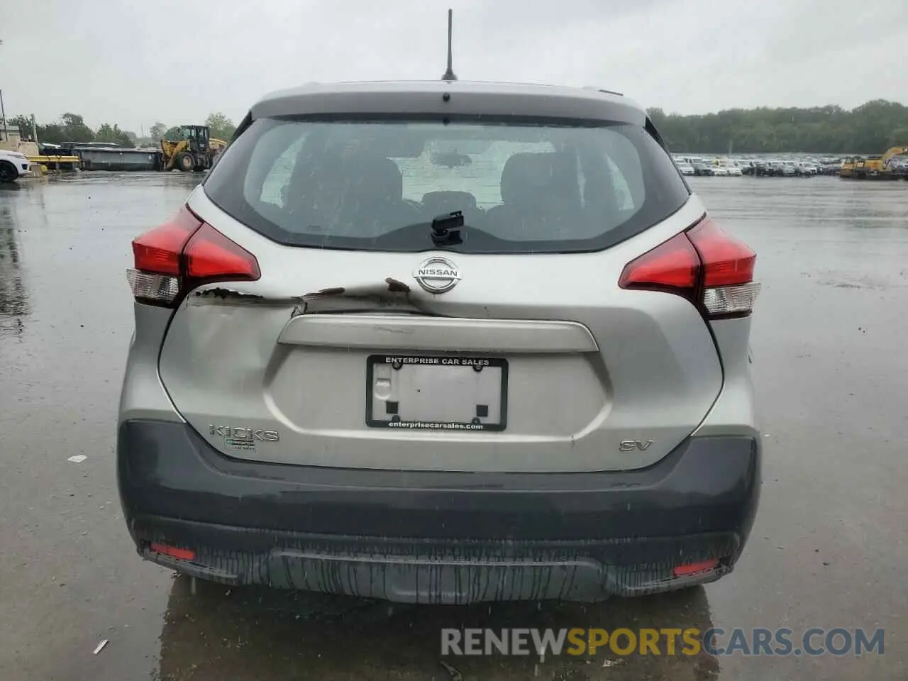 6 Photograph of a damaged car 3N1CP5CU9KL548883 NISSAN KICKS 2019