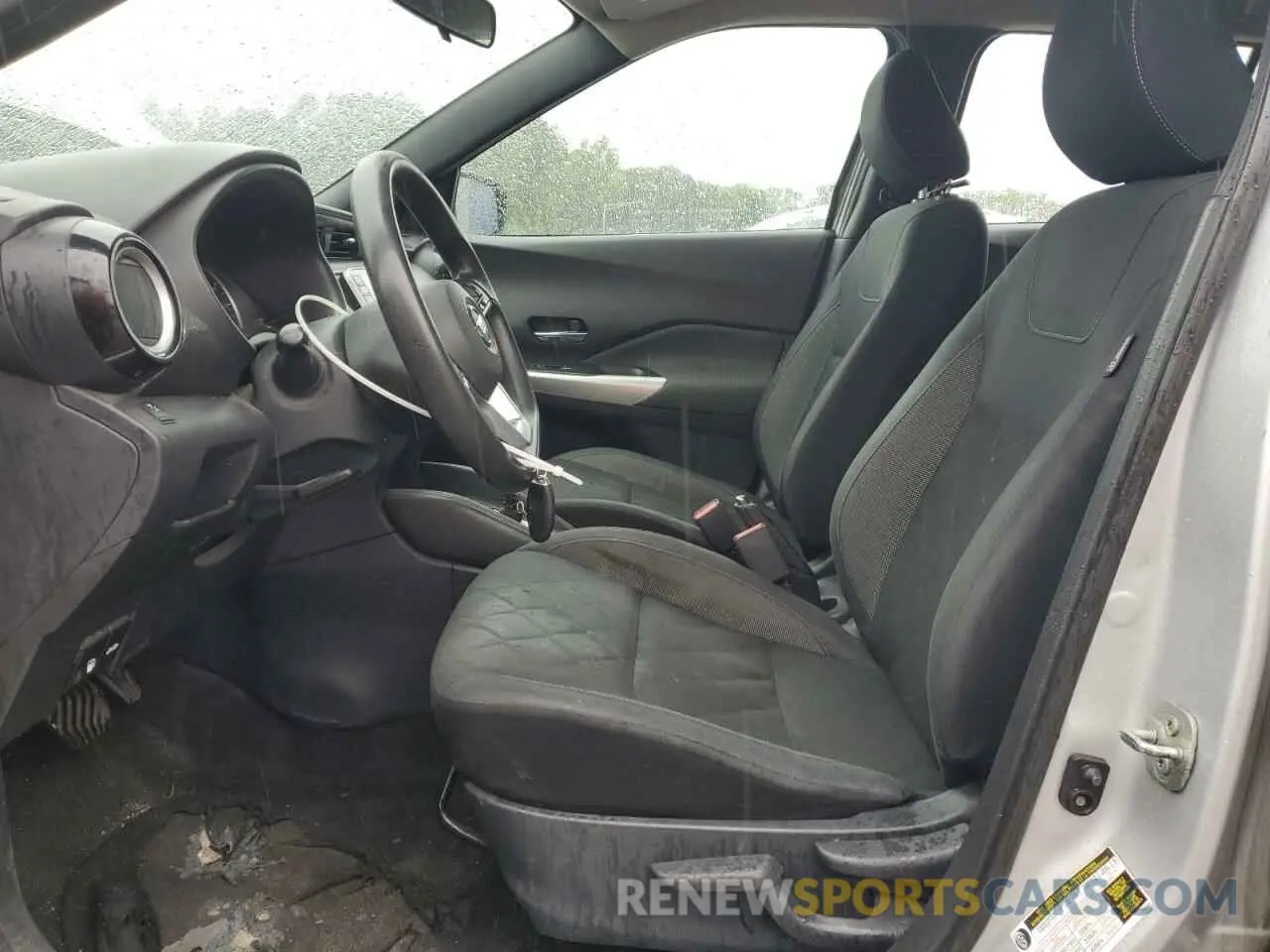 7 Photograph of a damaged car 3N1CP5CU9KL548883 NISSAN KICKS 2019