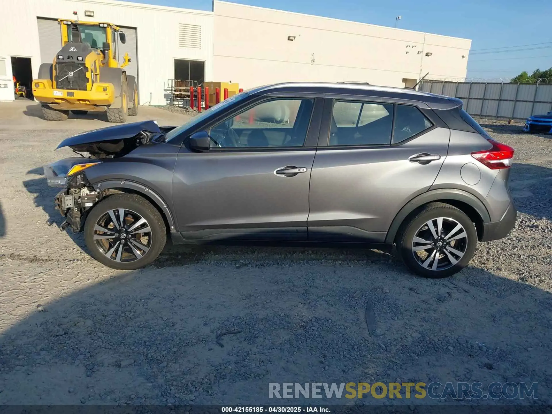 15 Photograph of a damaged car 3N1CP5CU9KL552626 NISSAN KICKS 2019