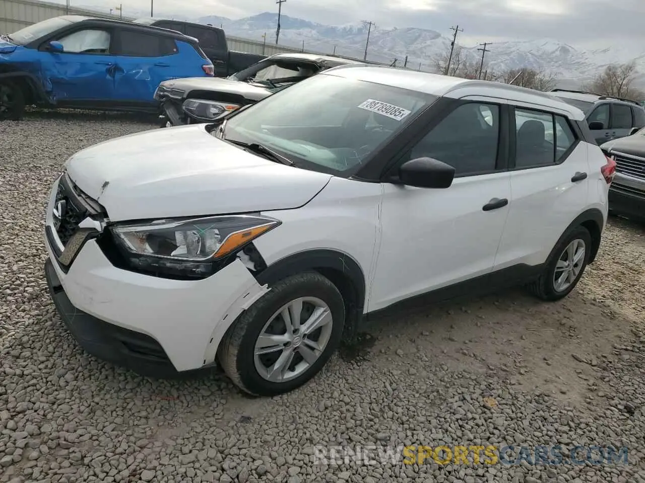 1 Photograph of a damaged car 3N1CP5CU9KL560659 NISSAN KICKS 2019