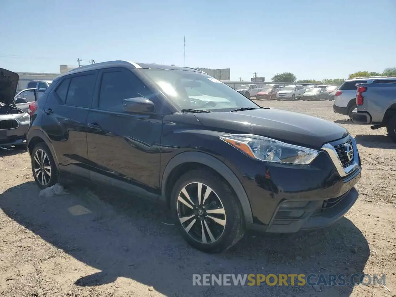 4 Photograph of a damaged car 3N1CP5CU9KL564839 NISSAN KICKS 2019