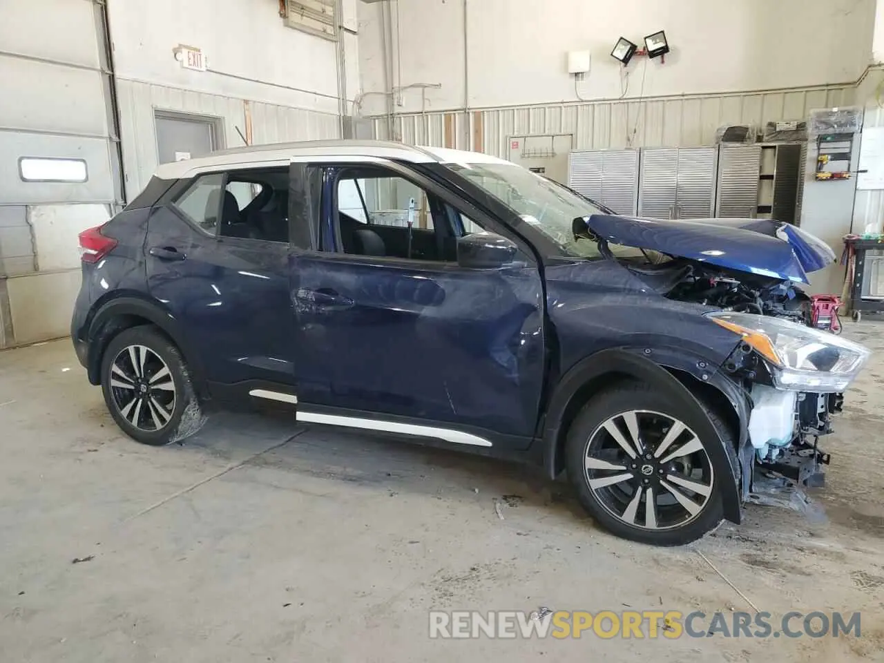 4 Photograph of a damaged car 3N1CP5CU9KL567126 NISSAN KICKS 2019