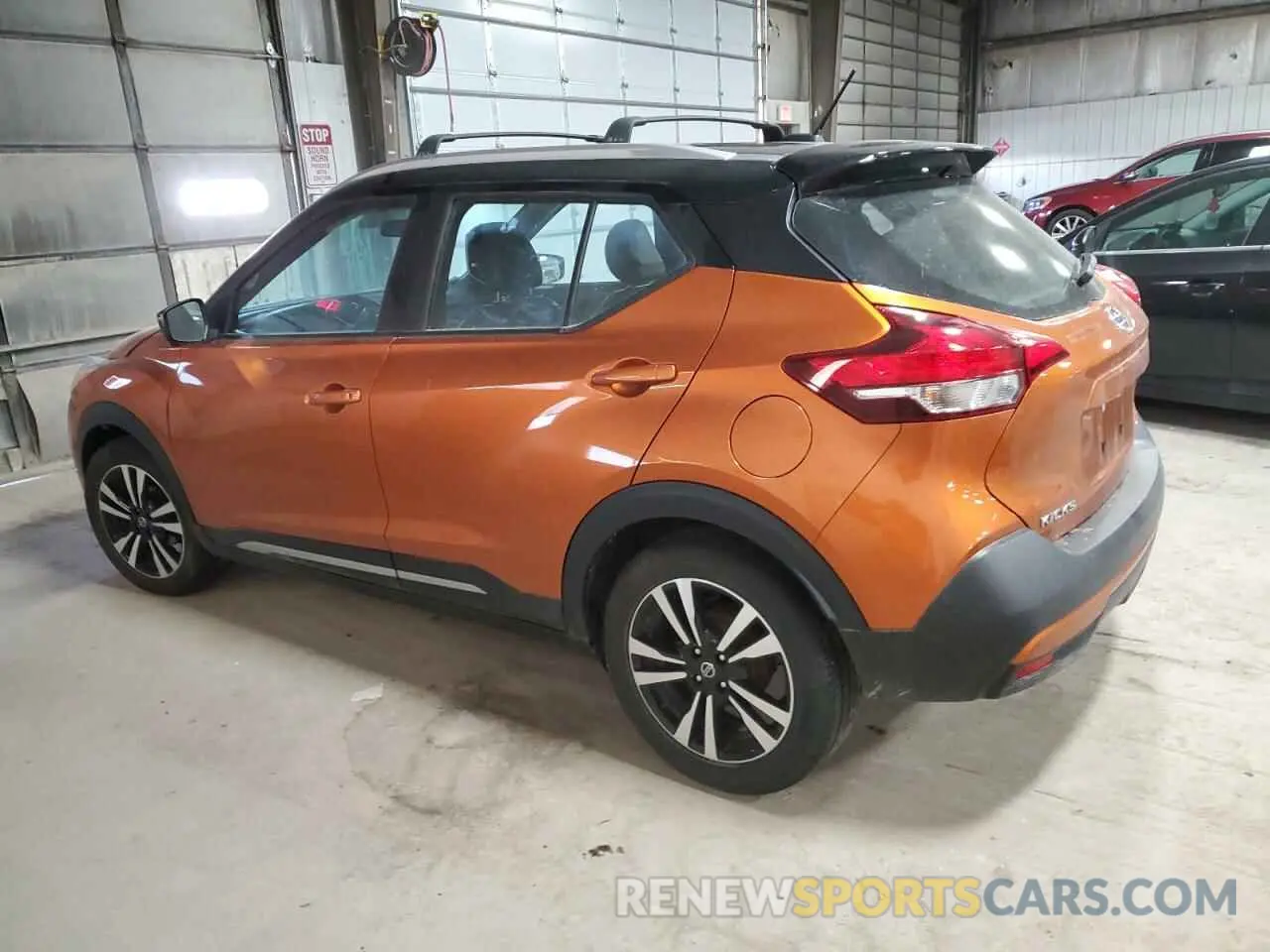 2 Photograph of a damaged car 3N1CP5CU9KL568115 NISSAN KICKS 2019
