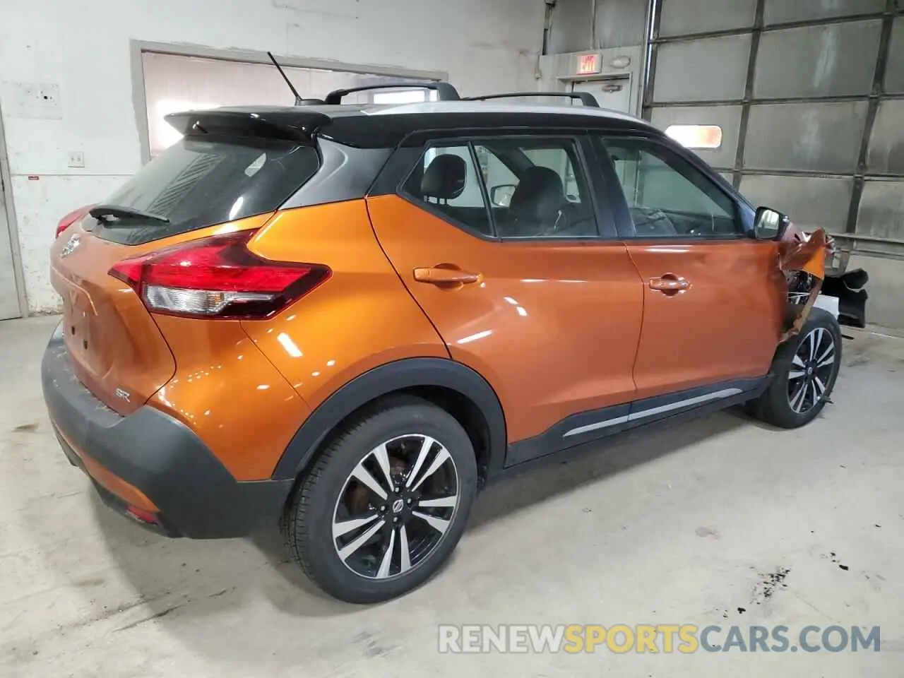 3 Photograph of a damaged car 3N1CP5CU9KL568115 NISSAN KICKS 2019