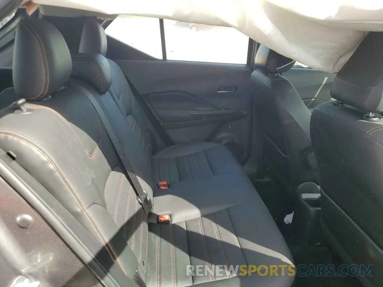 11 Photograph of a damaged car 3N1CP5CUXKL478908 NISSAN KICKS 2019