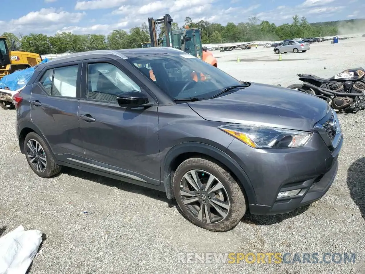 4 Photograph of a damaged car 3N1CP5CUXKL478908 NISSAN KICKS 2019