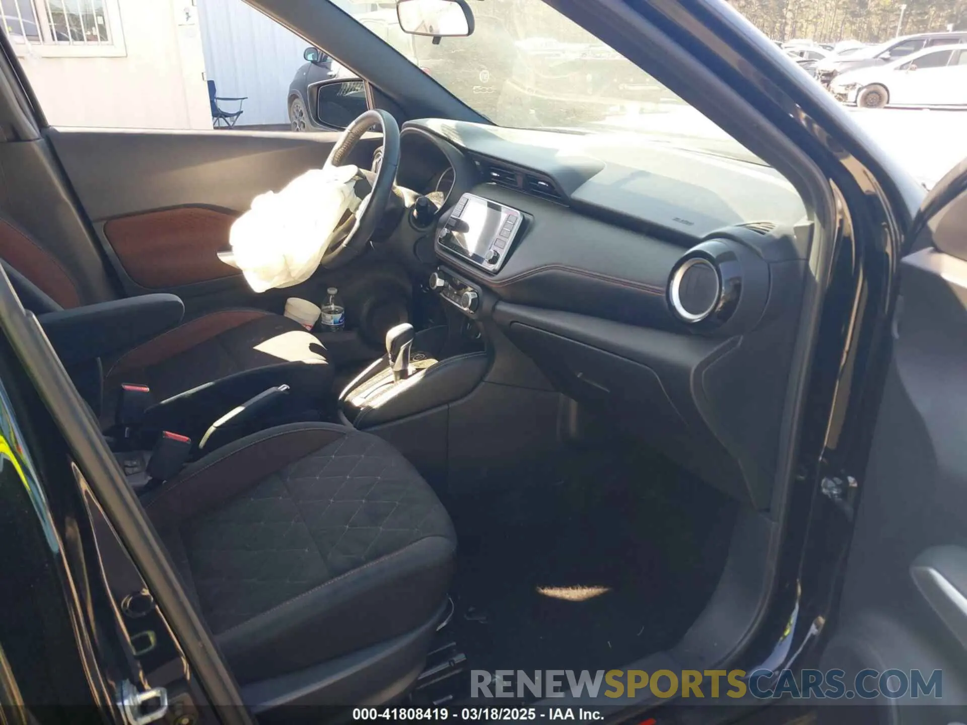 5 Photograph of a damaged car 3N1CP5CUXKL481856 NISSAN KICKS 2019