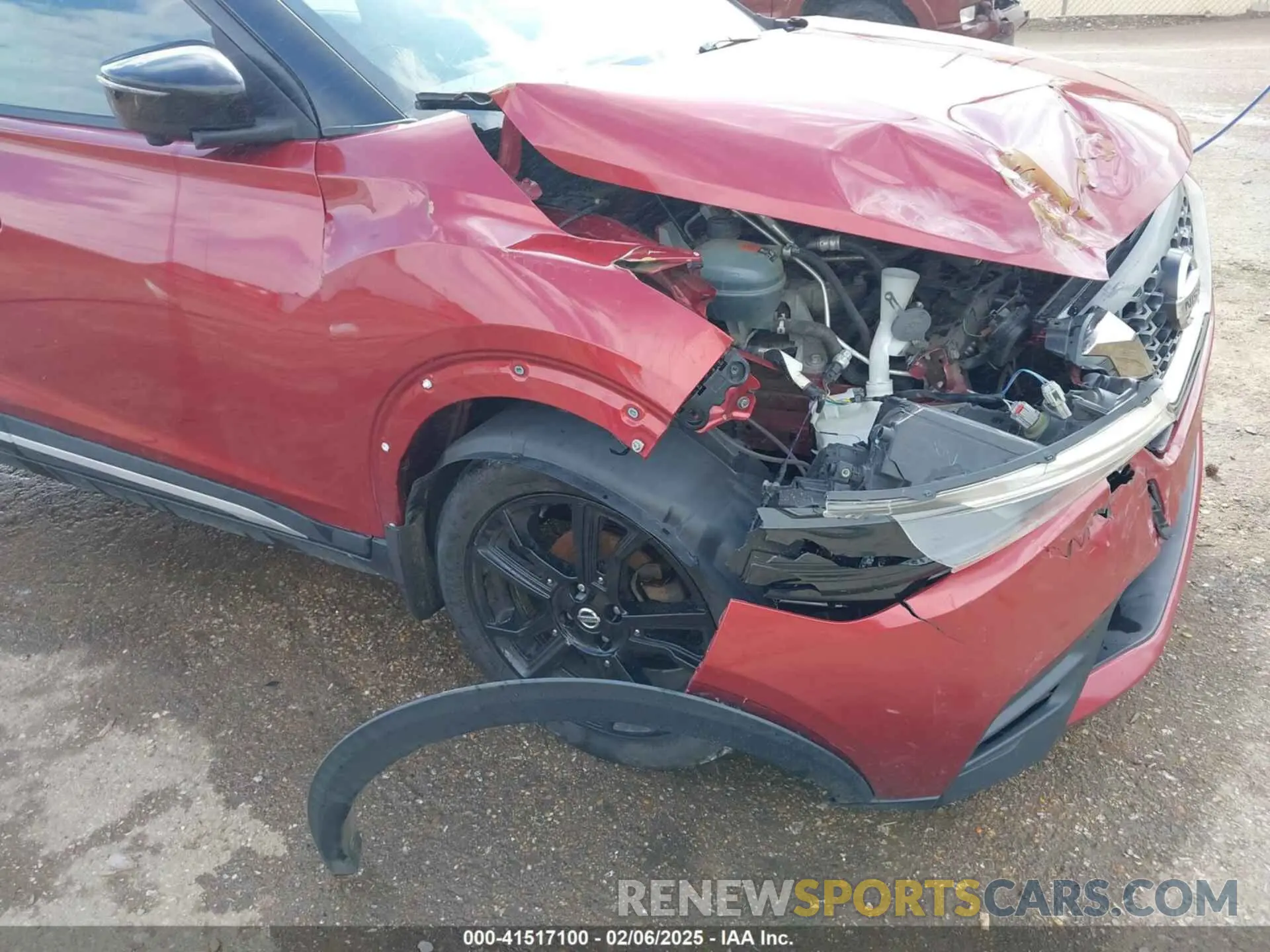18 Photograph of a damaged car 3N1CP5CUXKL500664 NISSAN KICKS 2019