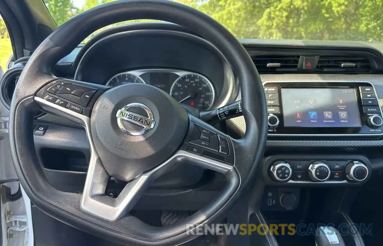 9 Photograph of a damaged car 3N1CP5CUXKL502608 NISSAN KICKS 2019