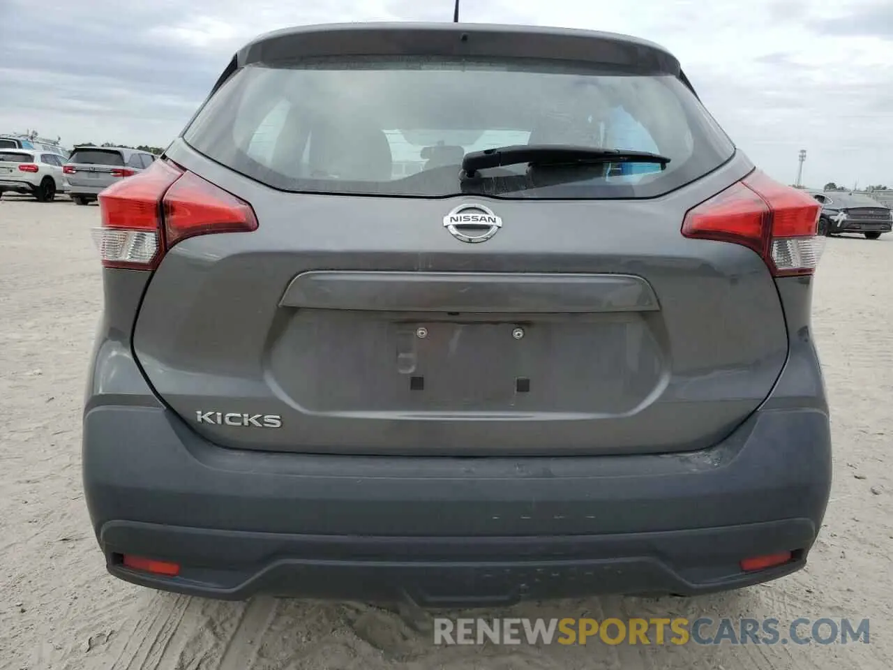 6 Photograph of a damaged car 3N1CP5CUXKL503967 NISSAN KICKS 2019