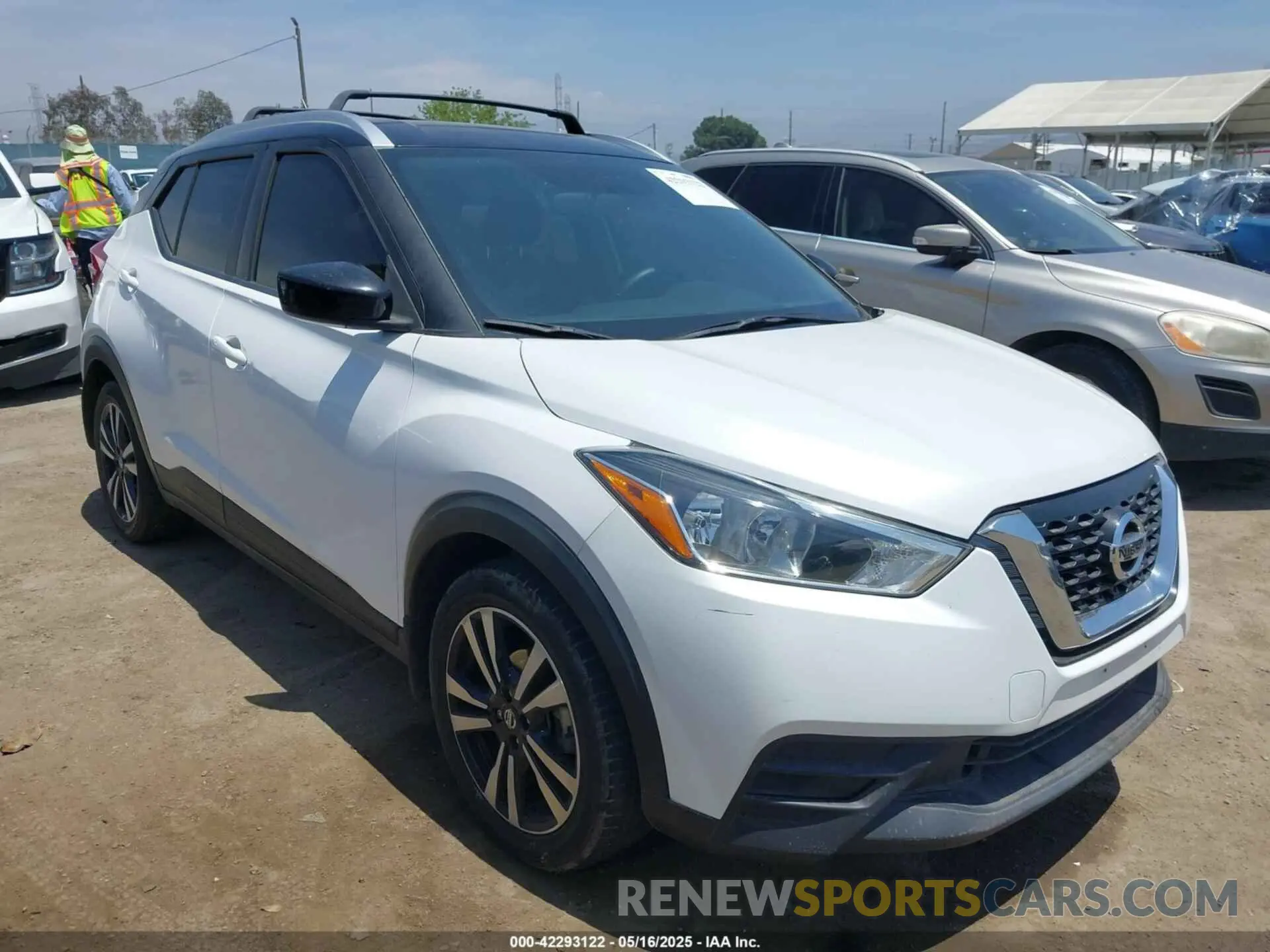1 Photograph of a damaged car 3N1CP5CUXKL508165 NISSAN KICKS 2019
