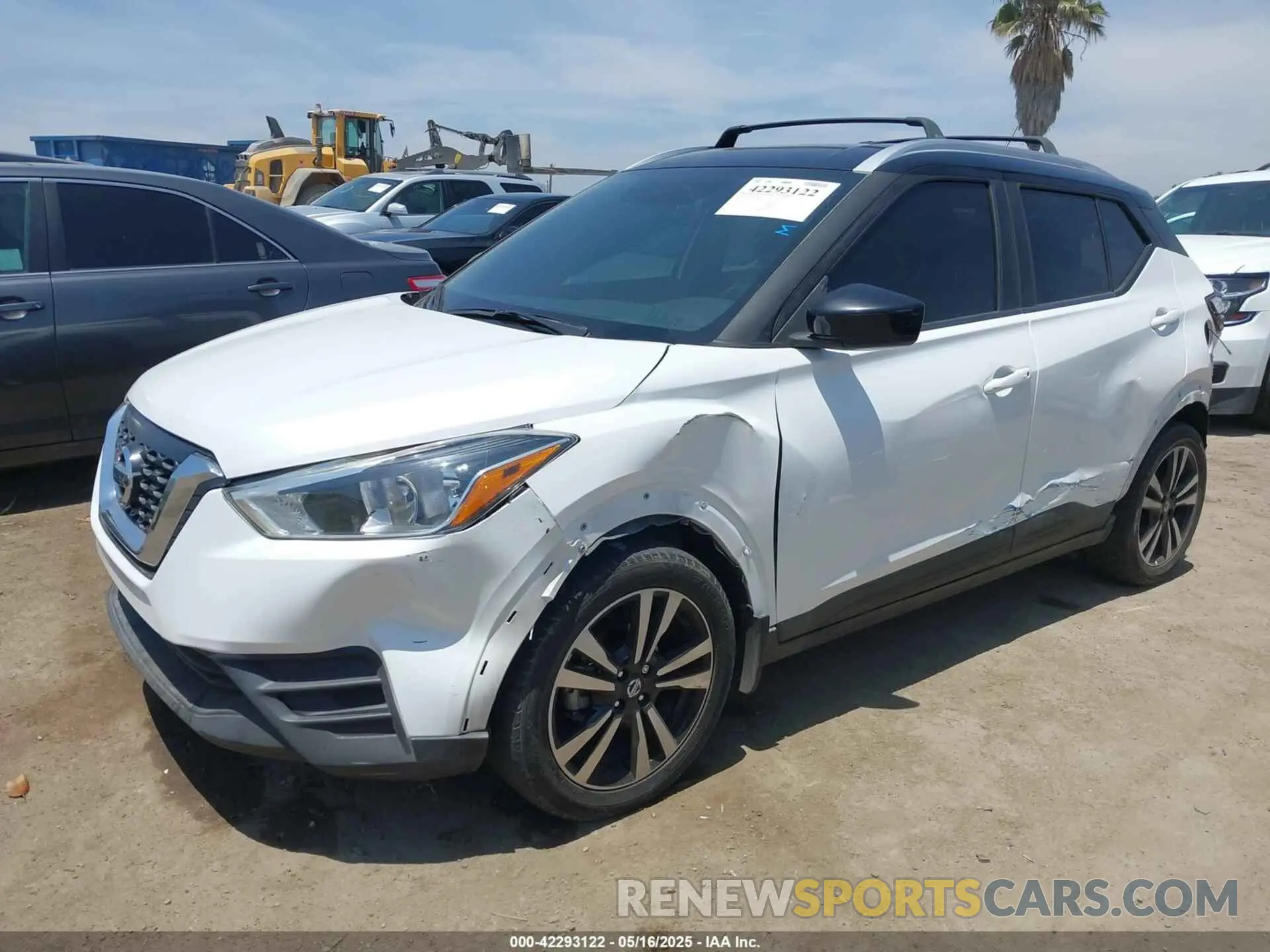 2 Photograph of a damaged car 3N1CP5CUXKL508165 NISSAN KICKS 2019