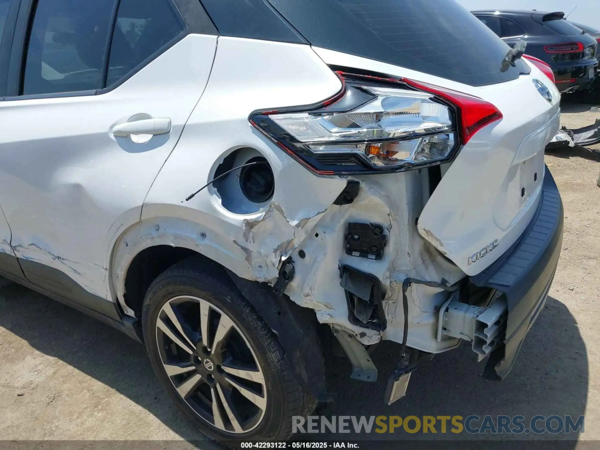6 Photograph of a damaged car 3N1CP5CUXKL508165 NISSAN KICKS 2019