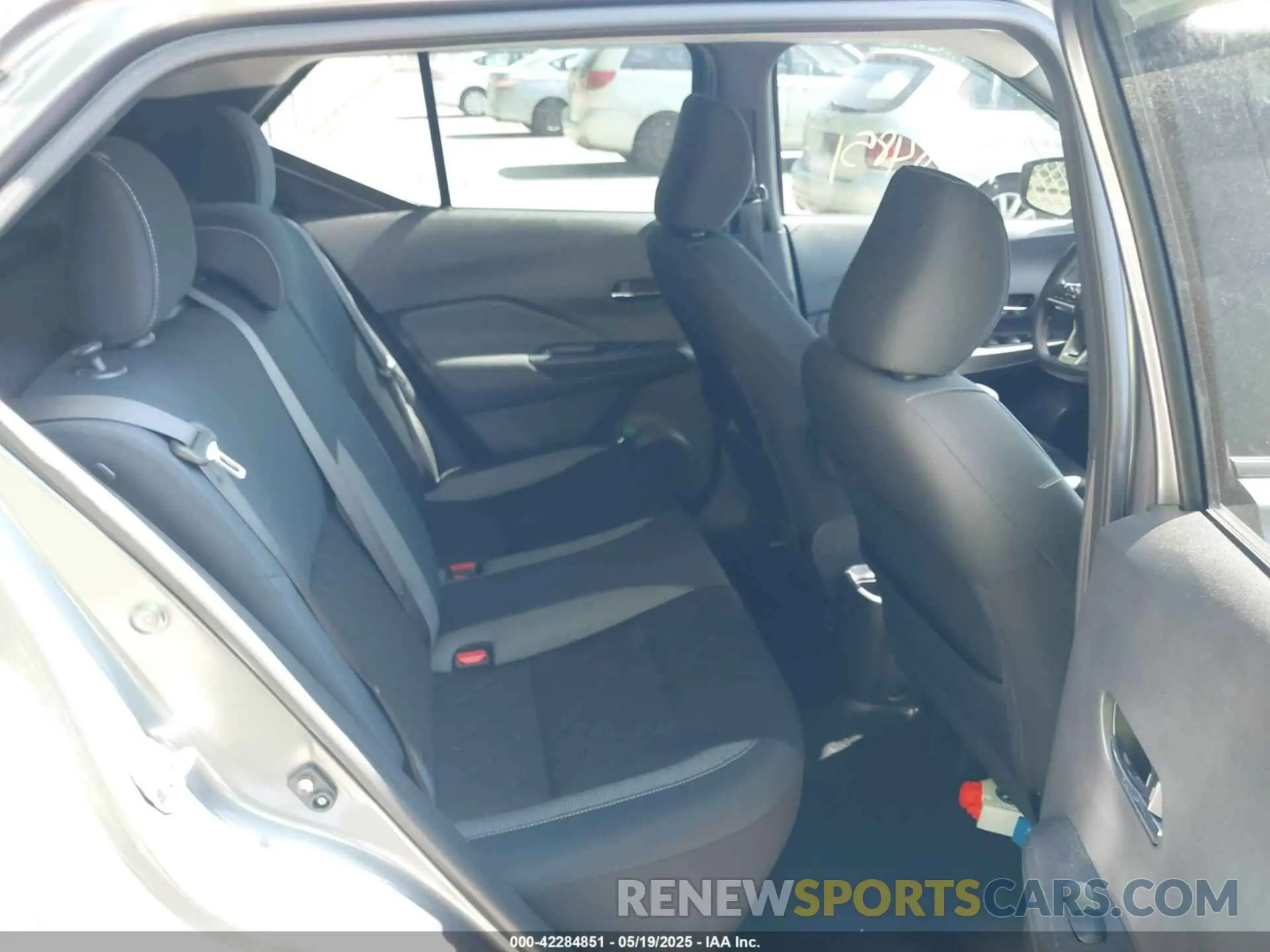 8 Photograph of a damaged car 3N1CP5CUXKL509462 NISSAN KICKS 2019