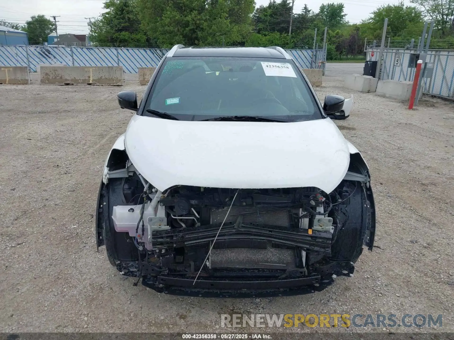13 Photograph of a damaged car 3N1CP5CUXKL520378 NISSAN KICKS 2019
