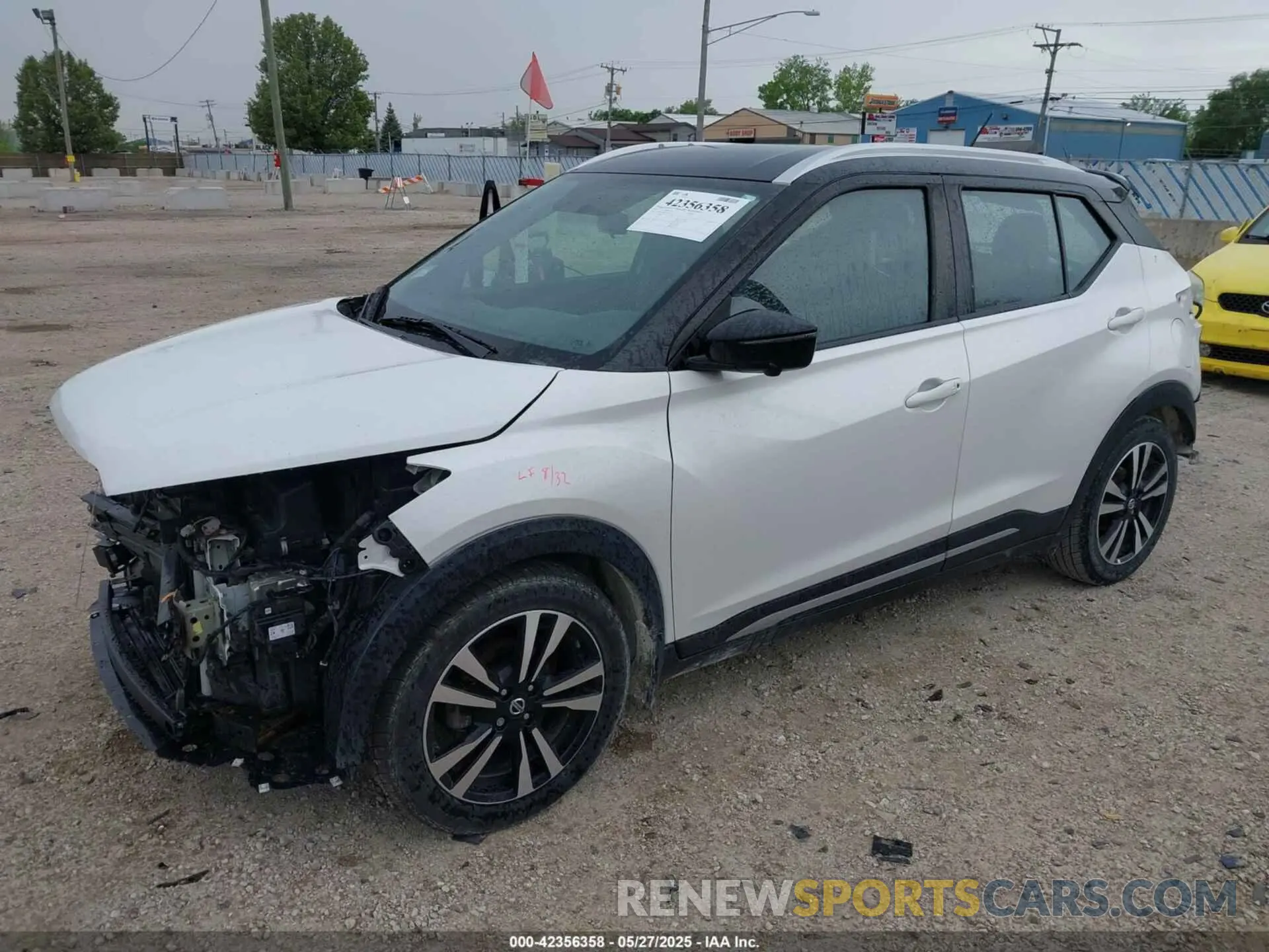 2 Photograph of a damaged car 3N1CP5CUXKL520378 NISSAN KICKS 2019