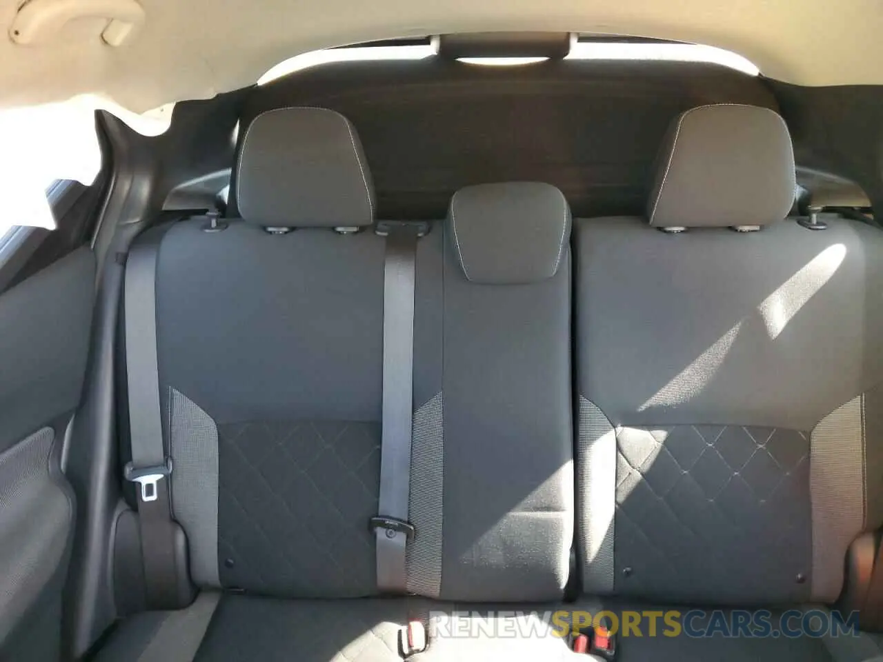 10 Photograph of a damaged car 3N1CP5CUXKL527461 NISSAN KICKS 2019