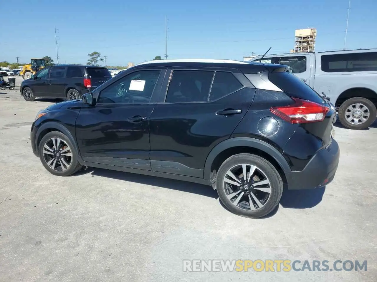 2 Photograph of a damaged car 3N1CP5CUXKL527461 NISSAN KICKS 2019