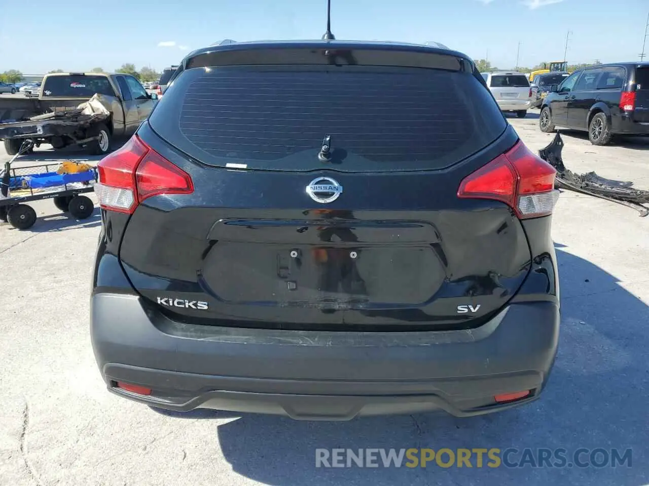 6 Photograph of a damaged car 3N1CP5CUXKL527461 NISSAN KICKS 2019