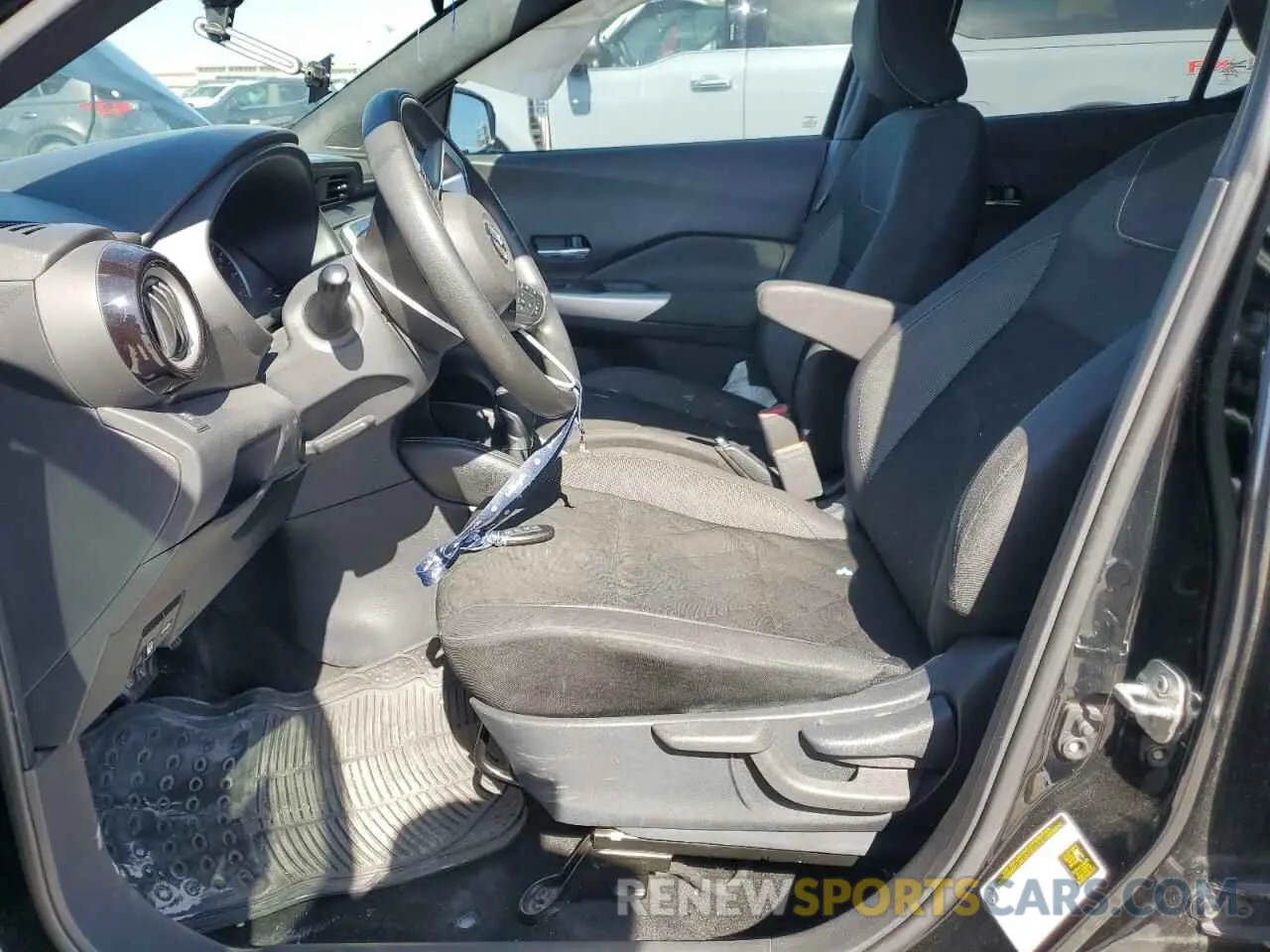 7 Photograph of a damaged car 3N1CP5CUXKL527461 NISSAN KICKS 2019