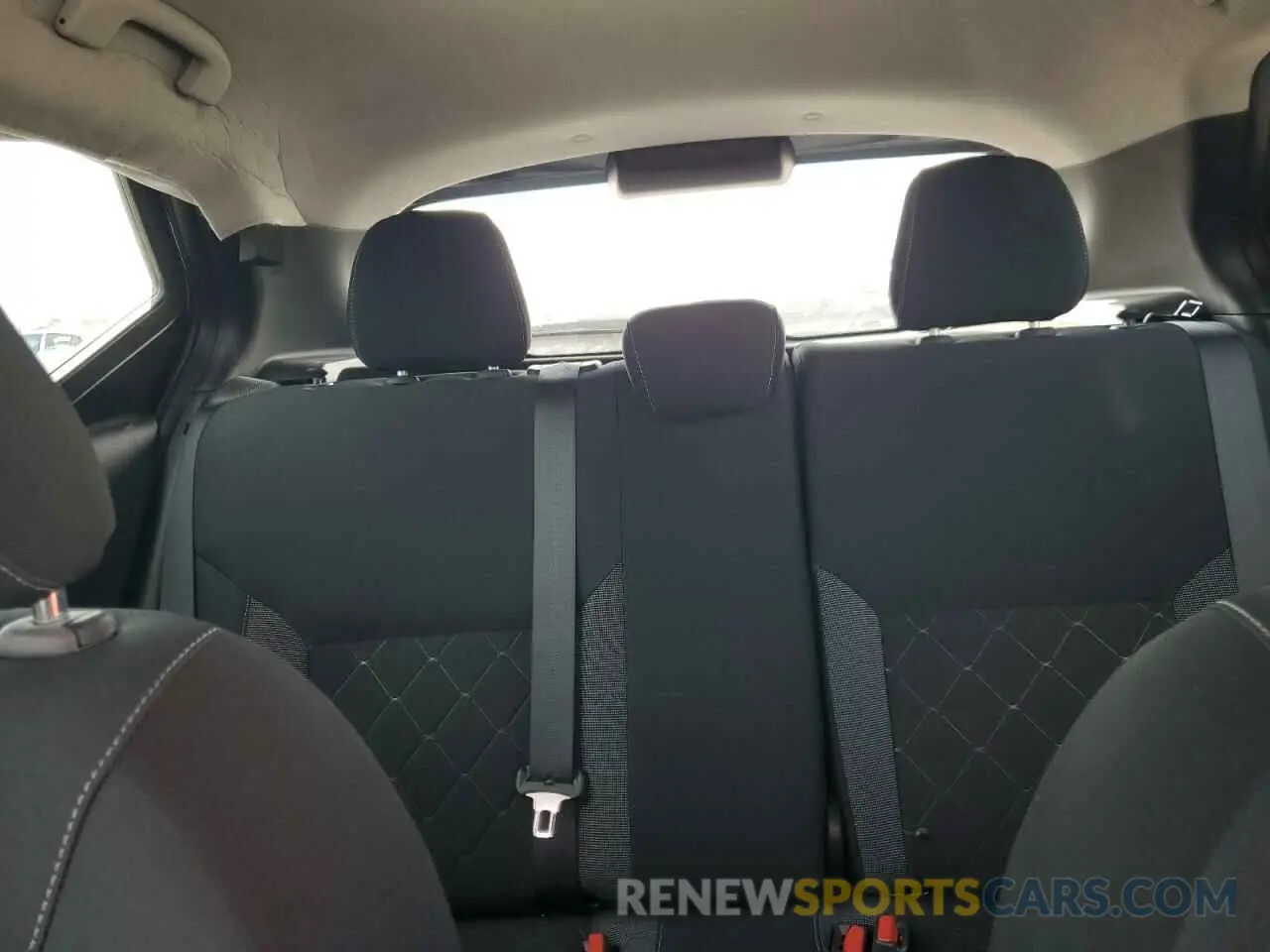 10 Photograph of a damaged car 3N1CP5CUXKL567989 NISSAN KICKS 2019