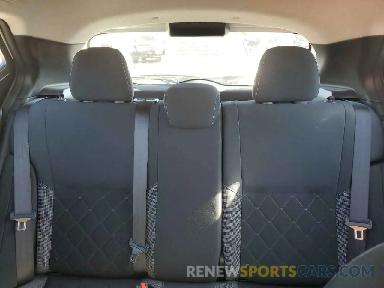 10 Photograph of a damaged car 3N1CP5BV0LL493025 NISSAN KICKS 2020