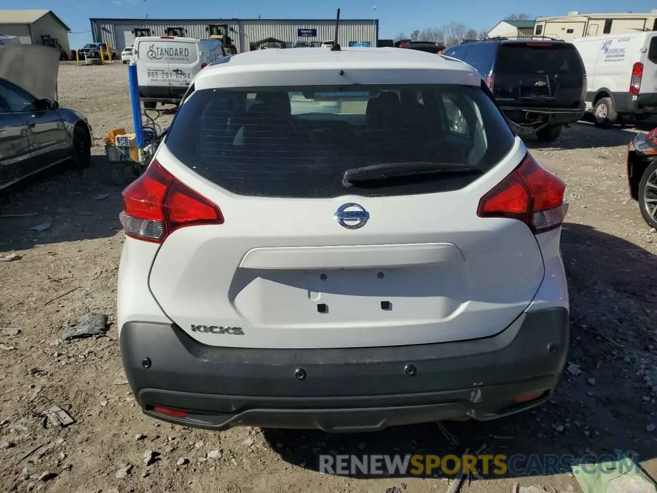 6 Photograph of a damaged car 3N1CP5BV0LL493025 NISSAN KICKS 2020