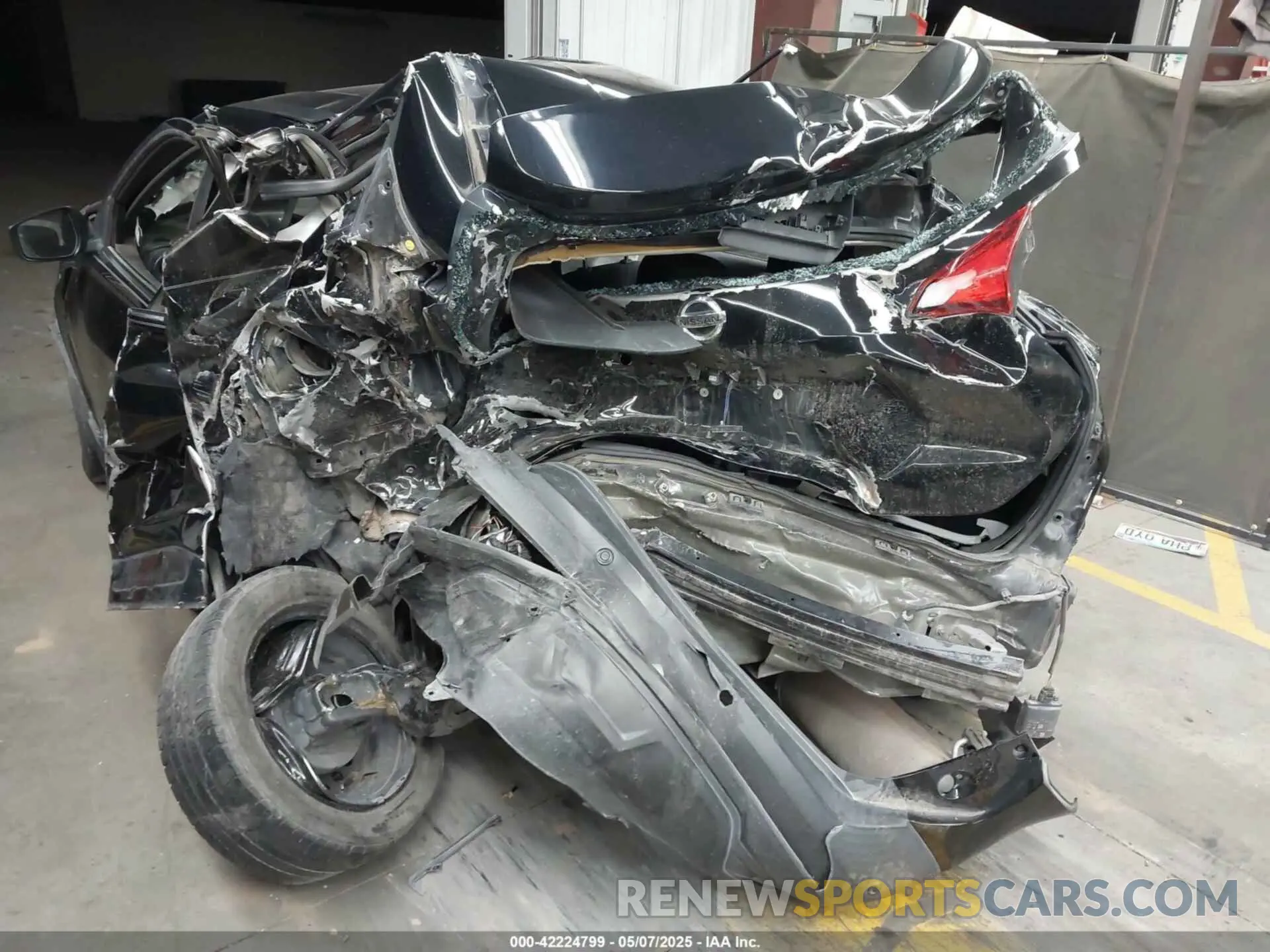 6 Photograph of a damaged car 3N1CP5BV0LL501964 NISSAN KICKS 2020