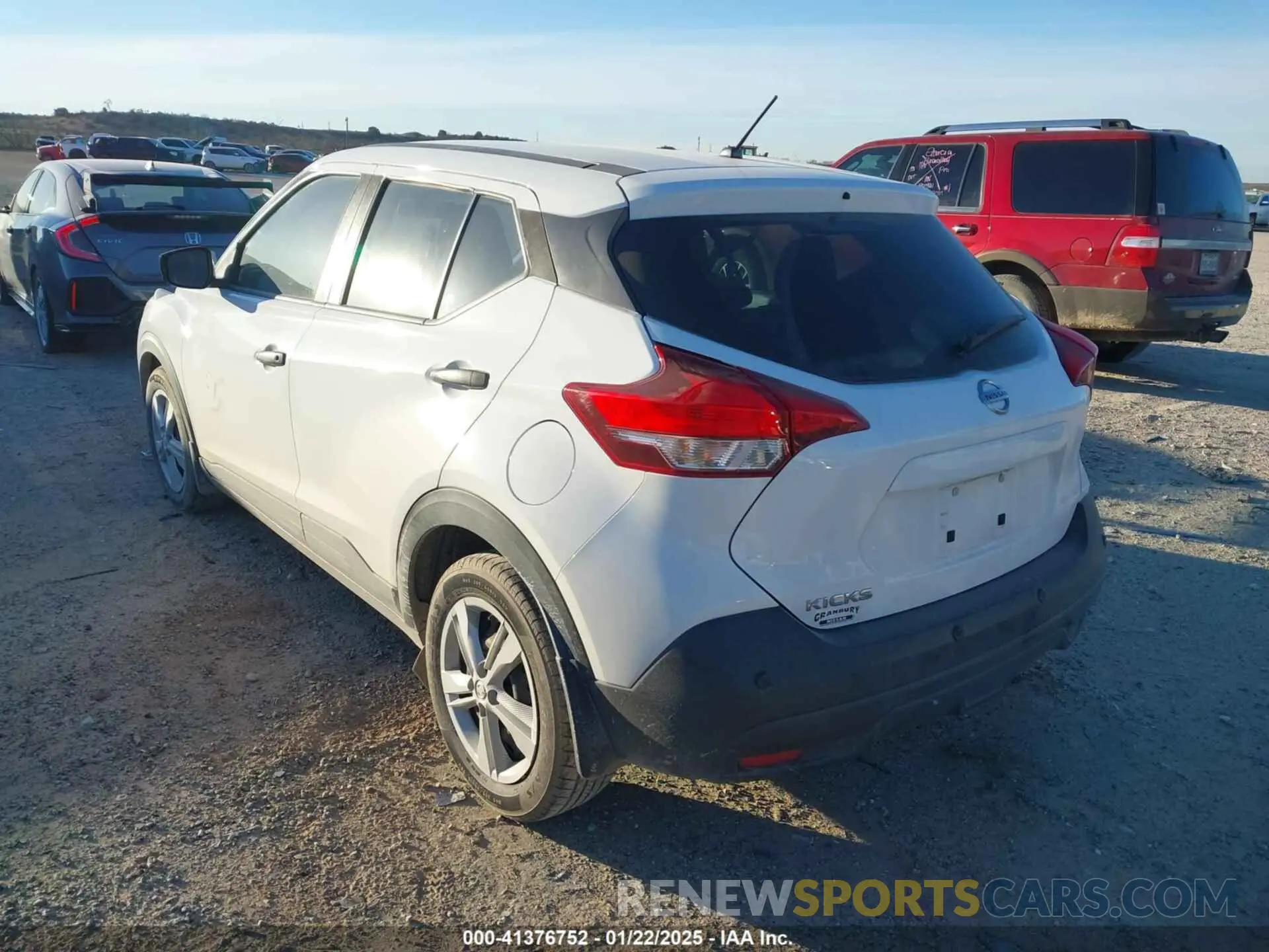 3 Photograph of a damaged car 3N1CP5BV0LL514410 NISSAN KICKS 2020