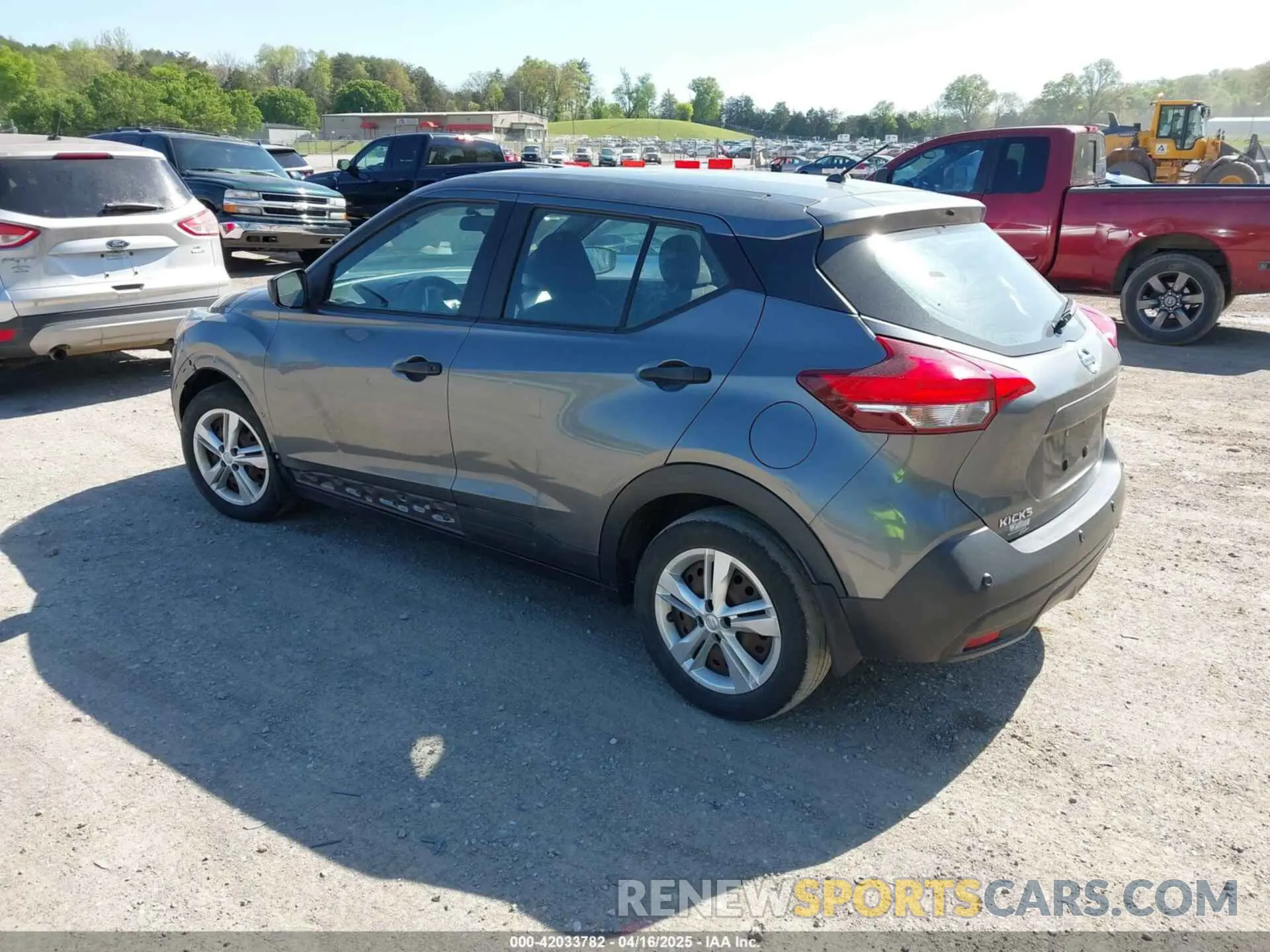 3 Photograph of a damaged car 3N1CP5BV0LL539341 NISSAN KICKS 2020