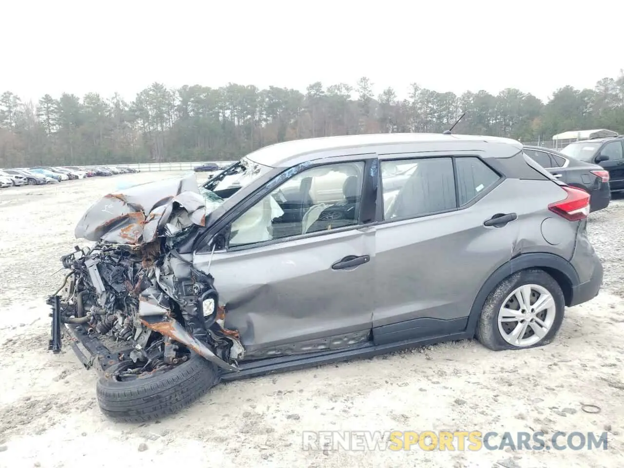 1 Photograph of a damaged car 3N1CP5BV0LL539632 NISSAN KICKS 2020