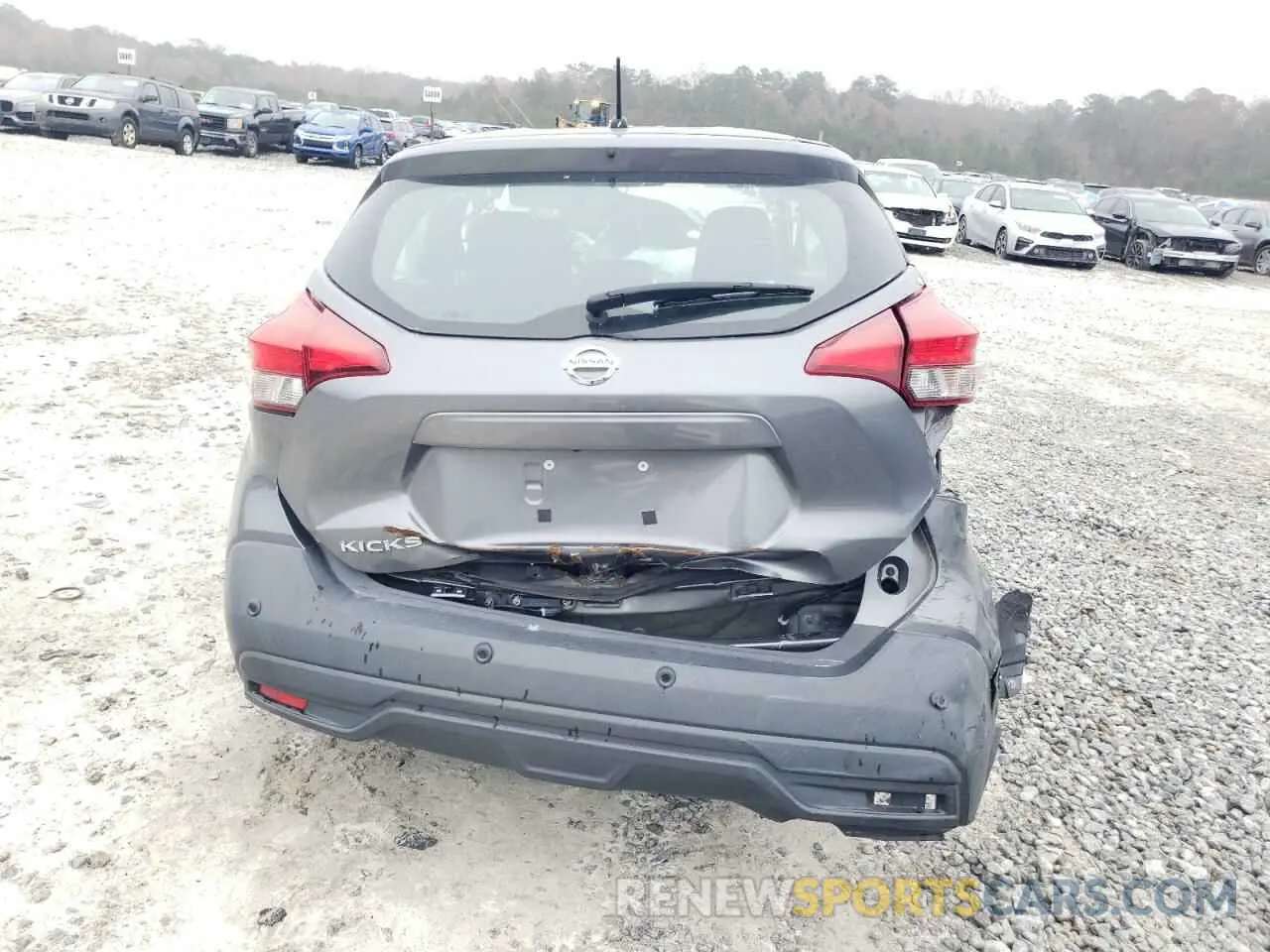 6 Photograph of a damaged car 3N1CP5BV0LL539632 NISSAN KICKS 2020