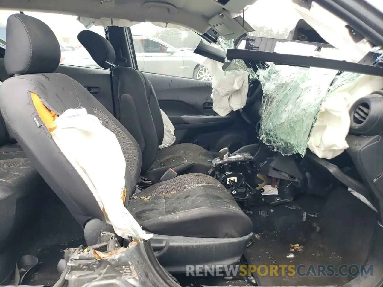7 Photograph of a damaged car 3N1CP5BV0LL539632 NISSAN KICKS 2020