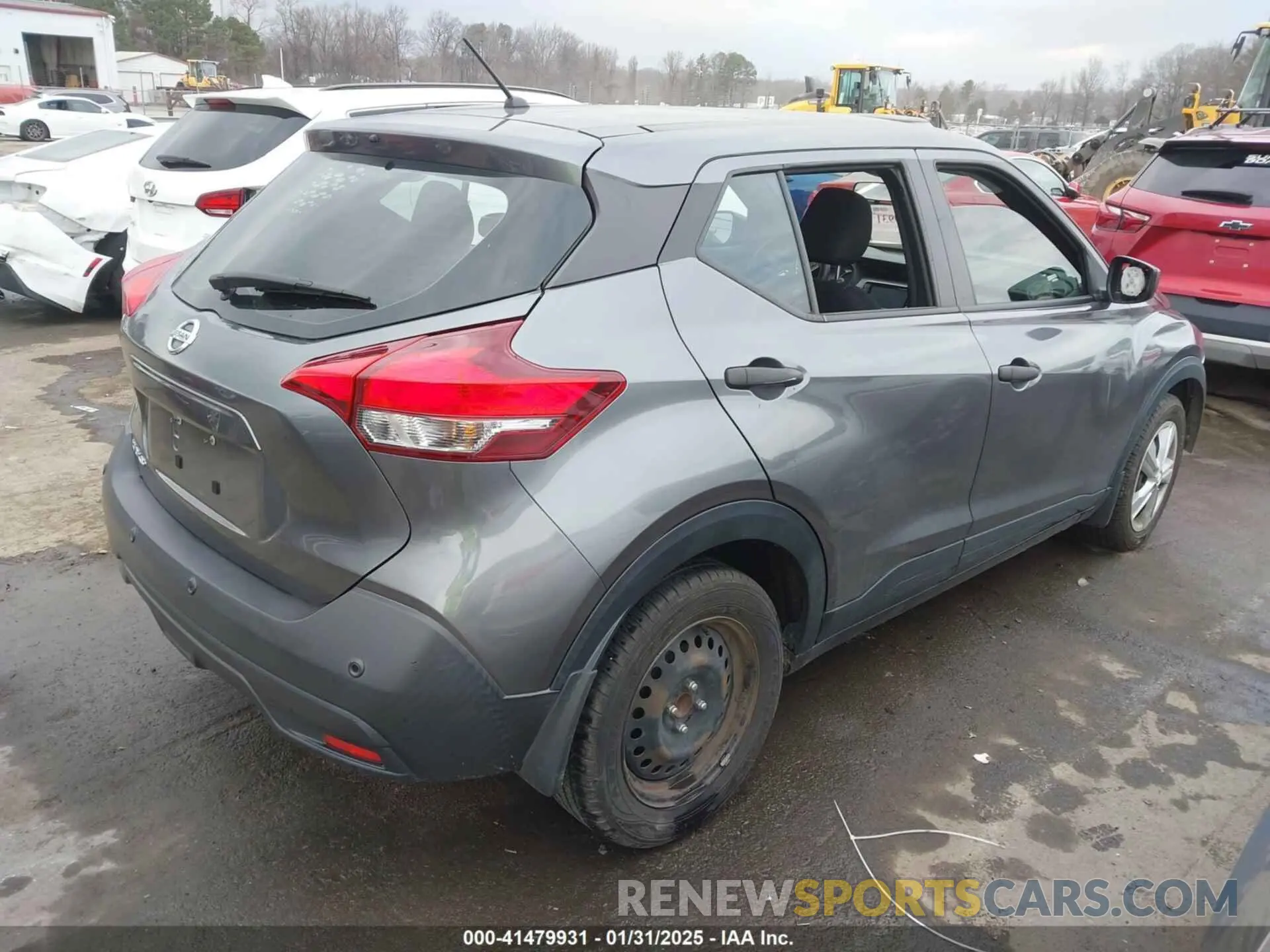 4 Photograph of a damaged car 3N1CP5BV0LL541977 NISSAN KICKS 2020