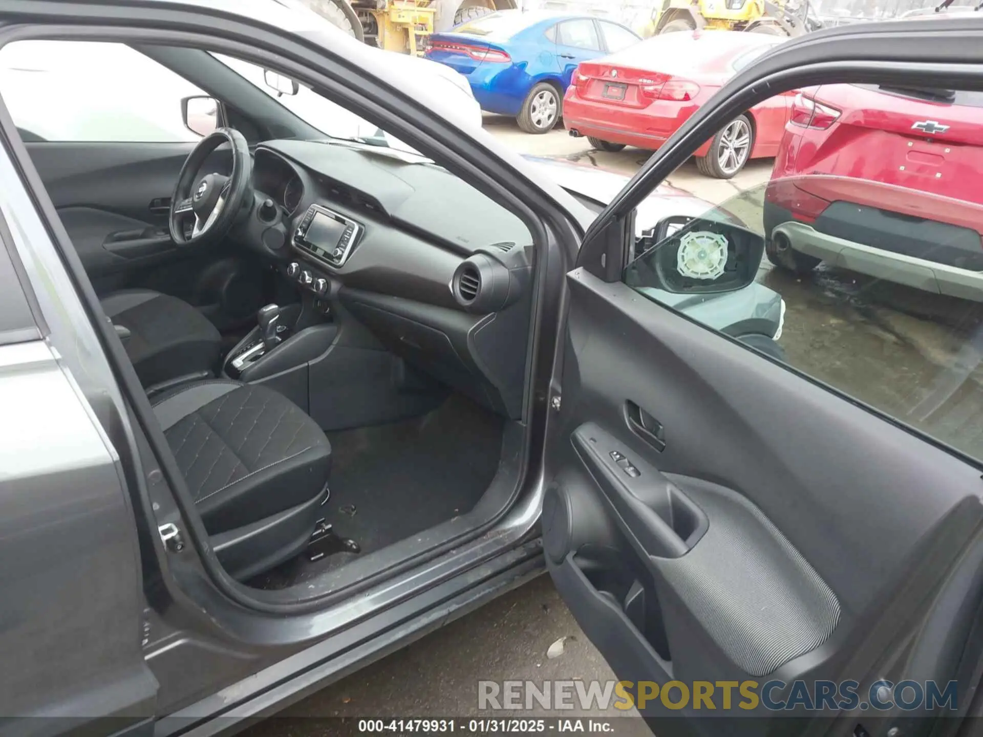 5 Photograph of a damaged car 3N1CP5BV0LL541977 NISSAN KICKS 2020