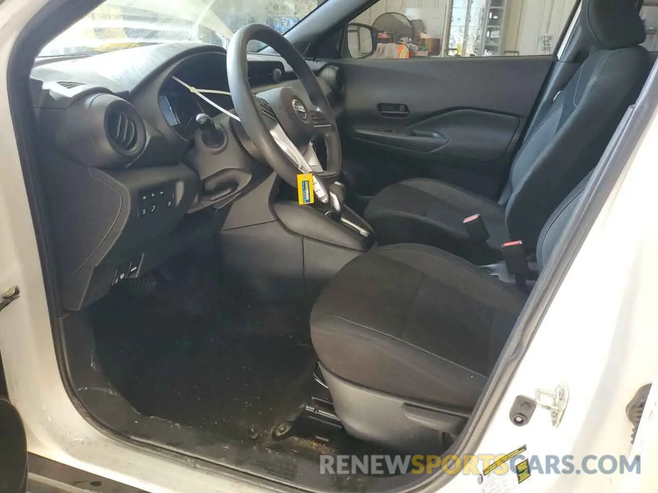 7 Photograph of a damaged car 3N1CP5BV0LL555751 NISSAN KICKS 2020