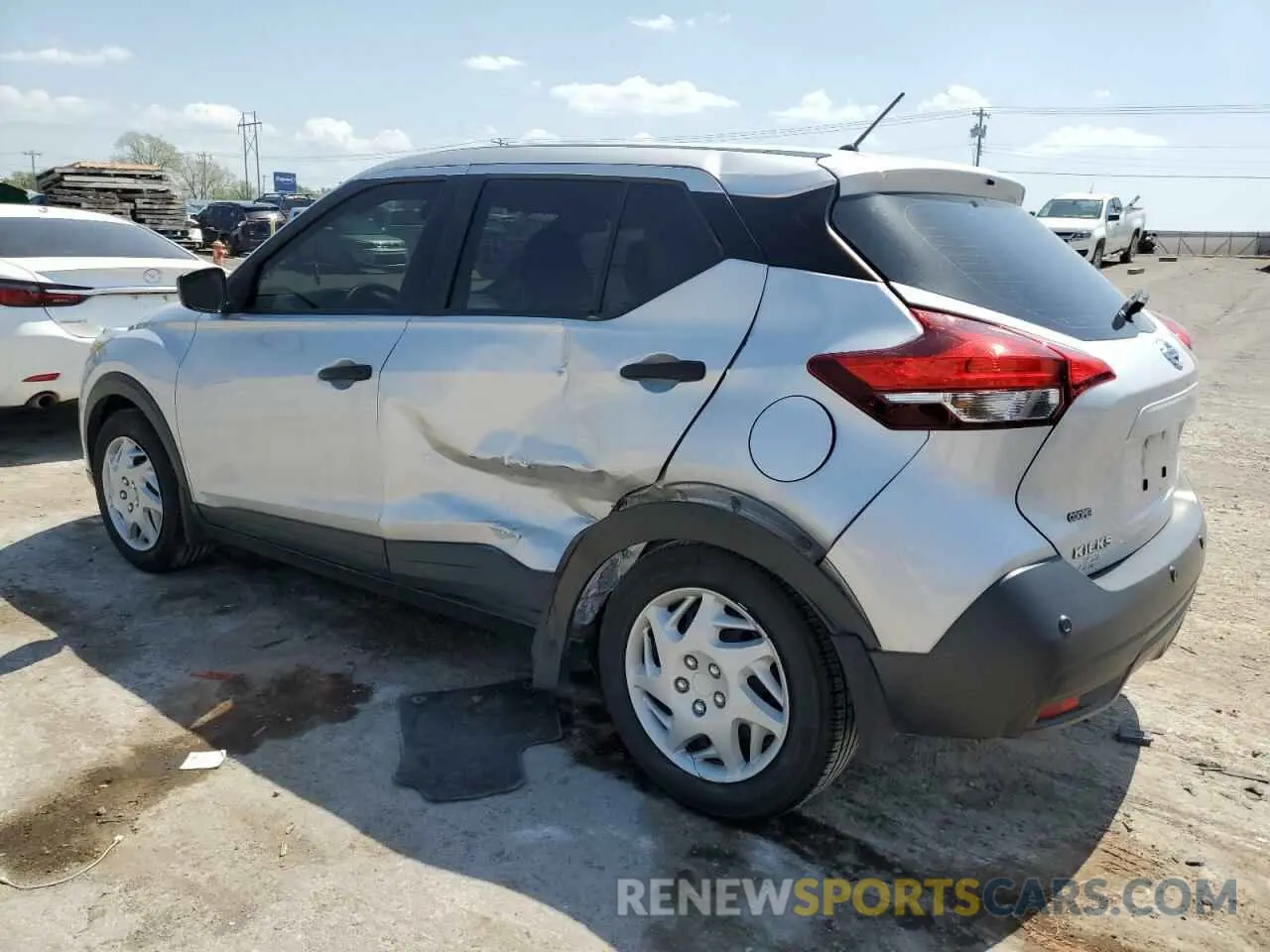 2 Photograph of a damaged car 3N1CP5BV1LL500029 NISSAN KICKS 2020
