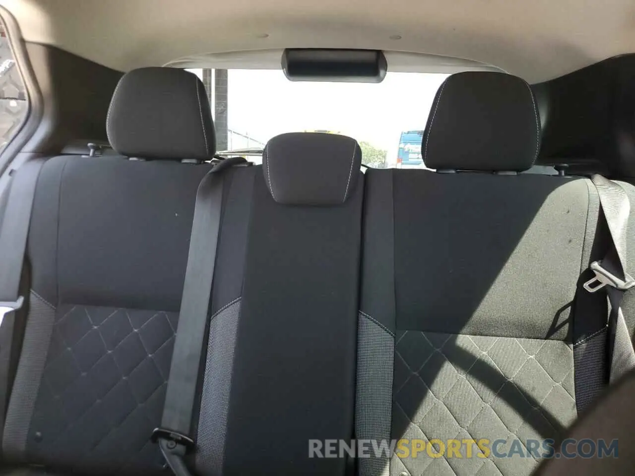 10 Photograph of a damaged car 3N1CP5BV1LL542944 NISSAN KICKS 2020
